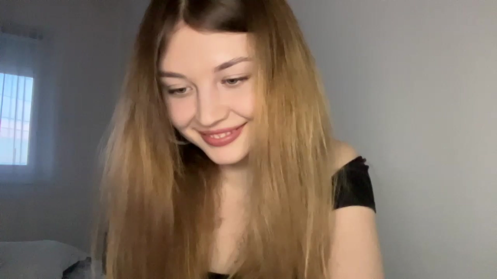 Gallery image thumbnail from Cassiopeeia's myfreecams stream on, 03/12/2023, 16:30 image 15 of 20