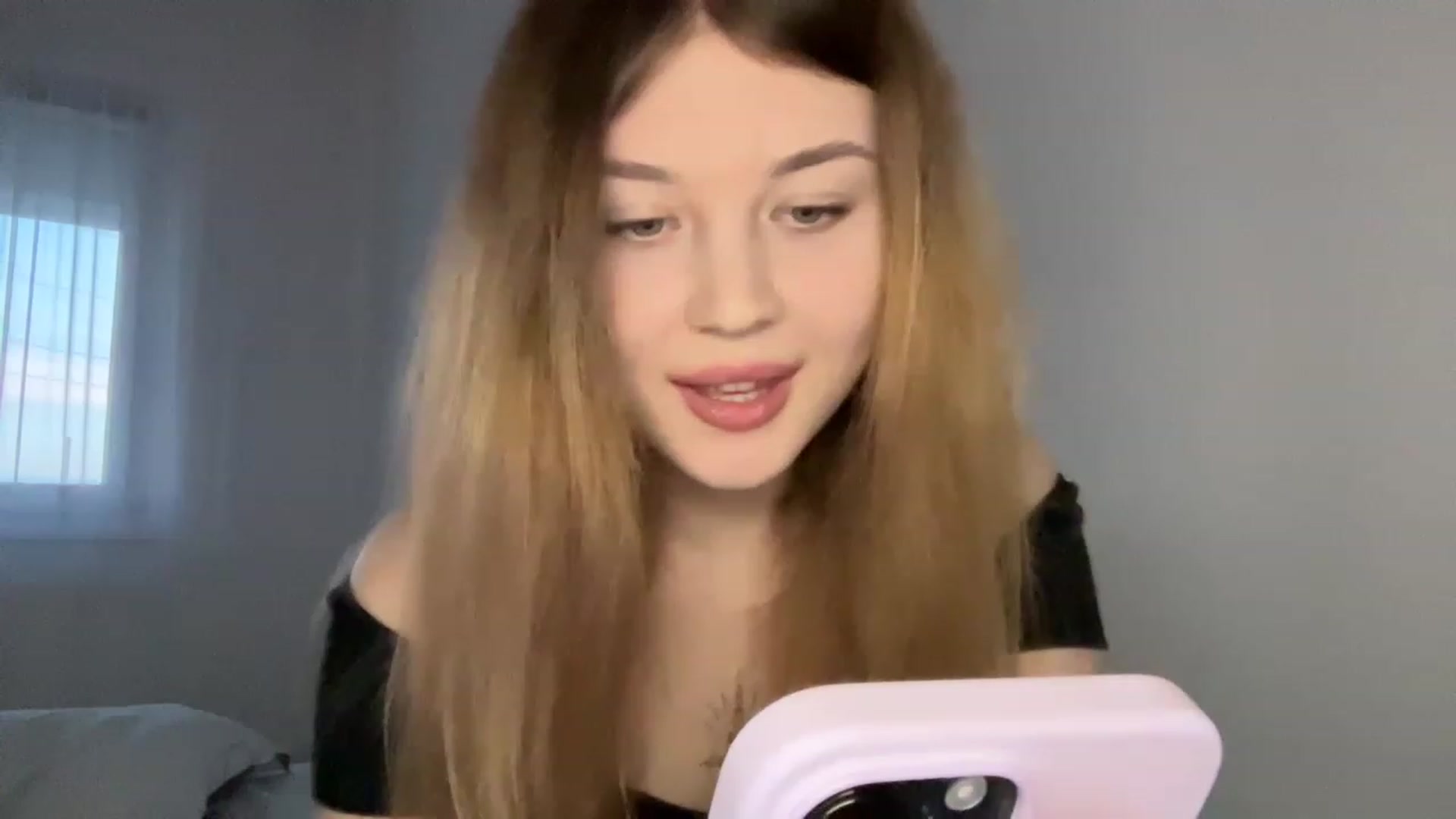 Gallery image thumbnail from Cassiopeeia's myfreecams stream on, 03/12/2023, 16:30 image 11 of 20