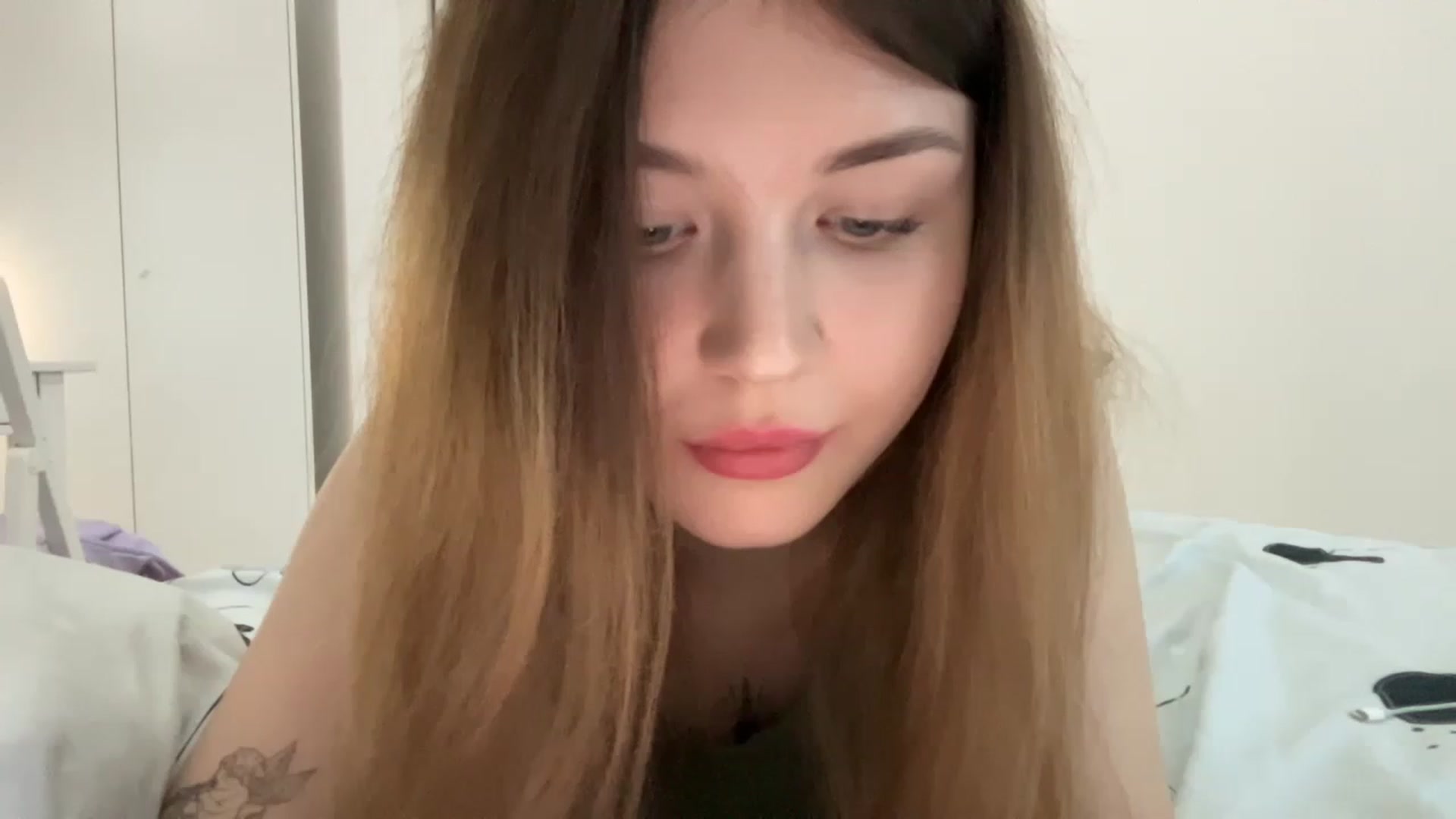 Gallery image thumbnail from Cassiopeeia's myfreecams stream on, 03/17/2023, 16:07 image 14 of 20