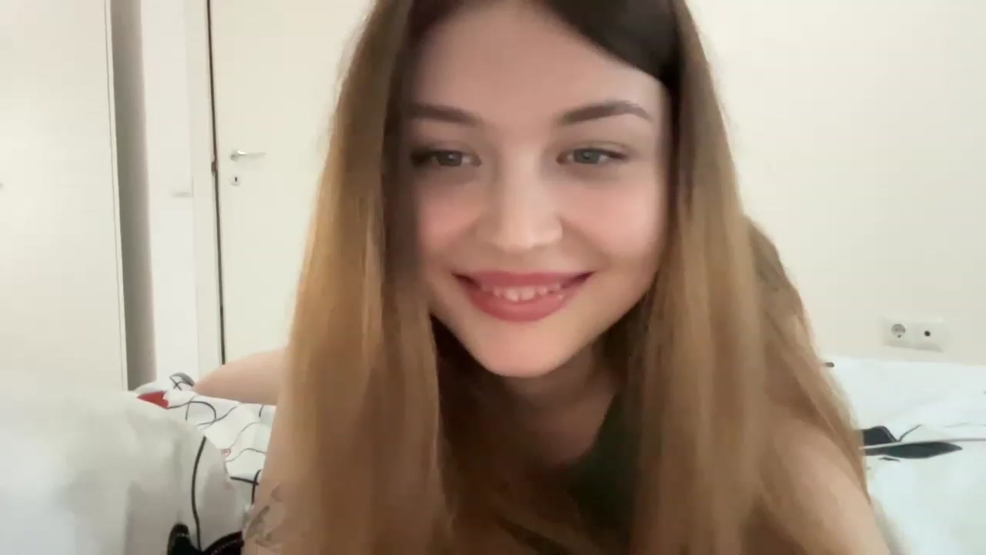 Gallery image thumbnail from Cassiopeeia's myfreecams stream on, 03/17/2023, 16:07 image 12 of 20