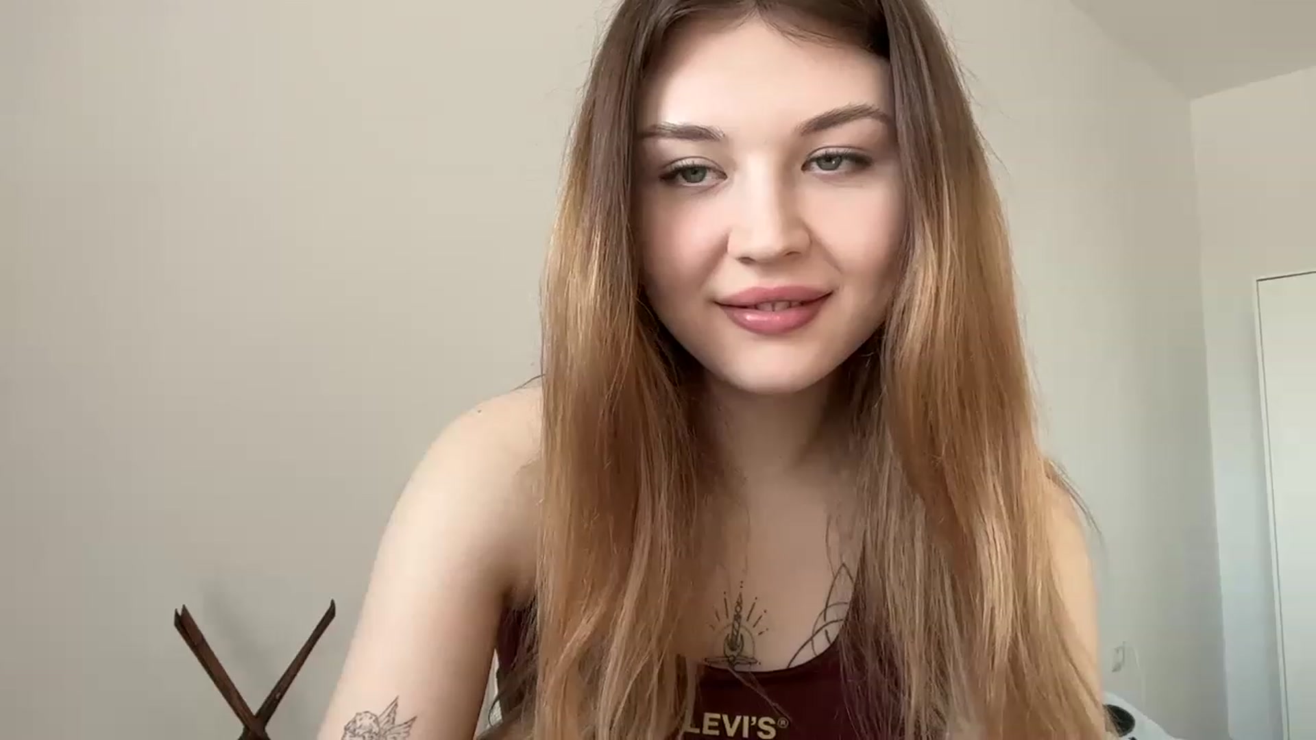 Gallery image thumbnail from Cassiopeeia's myfreecams stream on, 03/18/2023, 13:21 image 7 of 20