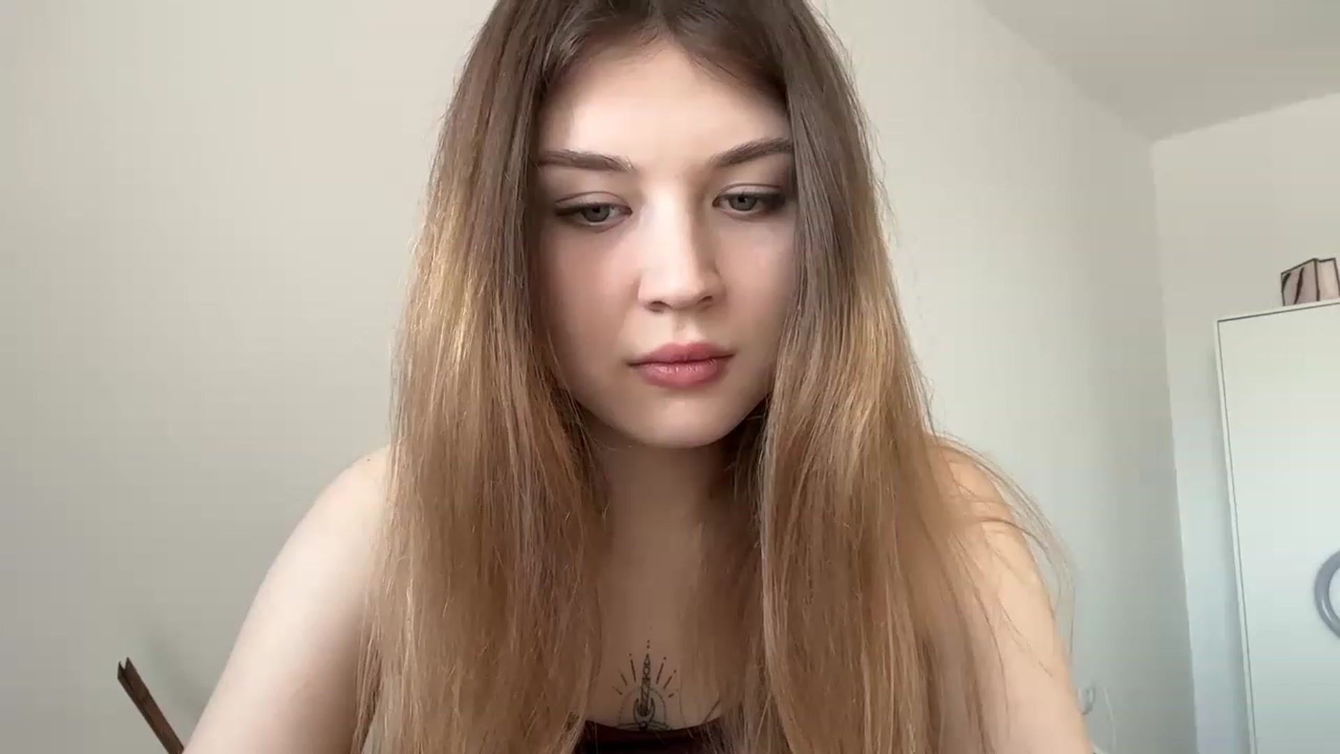 Gallery image thumbnail from Cassiopeeia's myfreecams stream on, 03/18/2023, 13:21 image 5 of 20