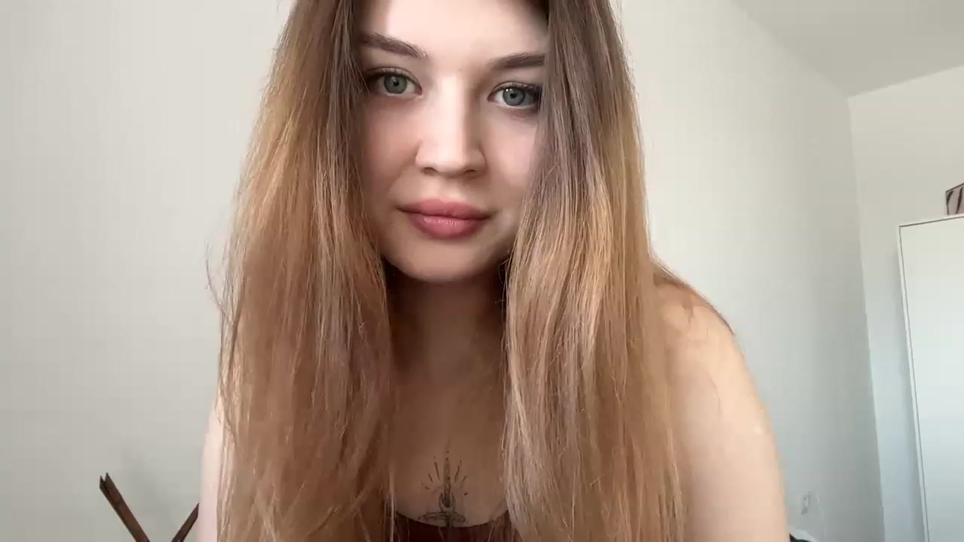 Gallery image thumbnail from Cassiopeeia's myfreecams stream on, 03/18/2023, 13:21 image 4 of 20