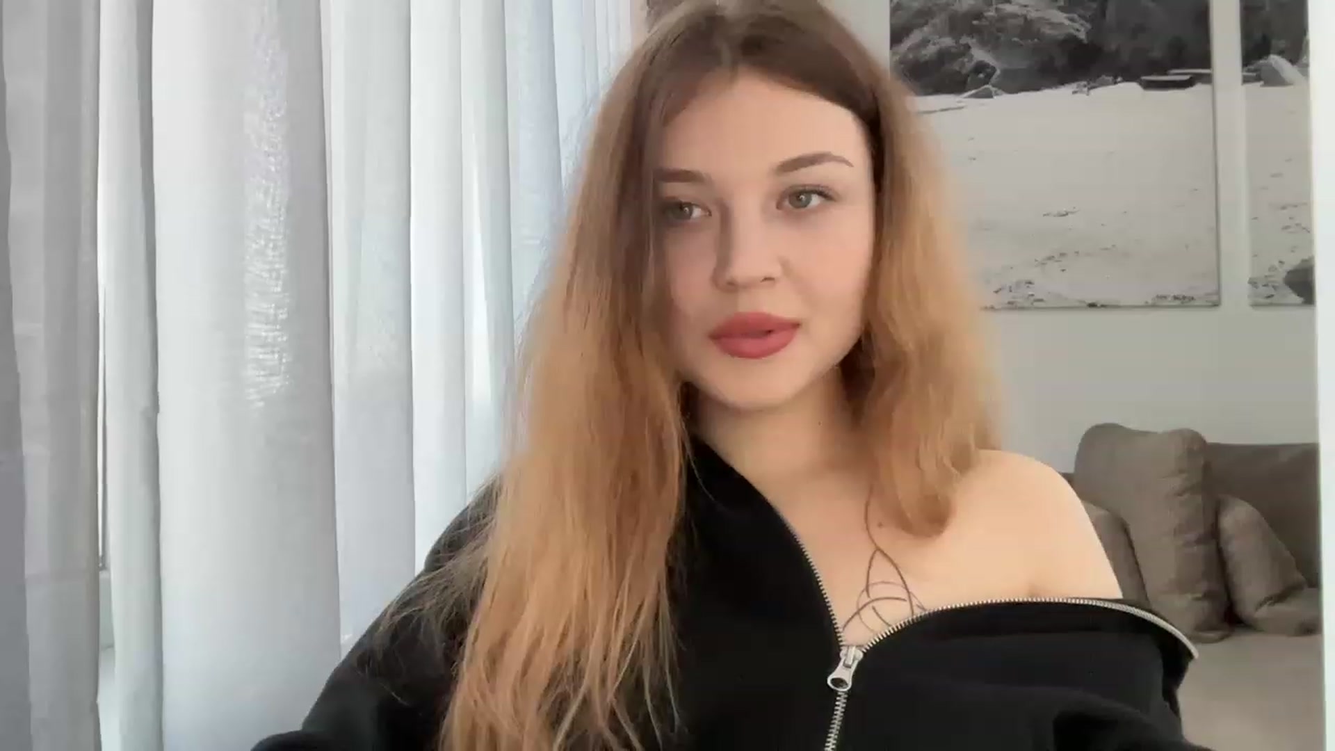 Gallery image thumbnail from Cassiopeeia's myfreecams stream on, 03/20/2023, 14:57 image 11 of 20