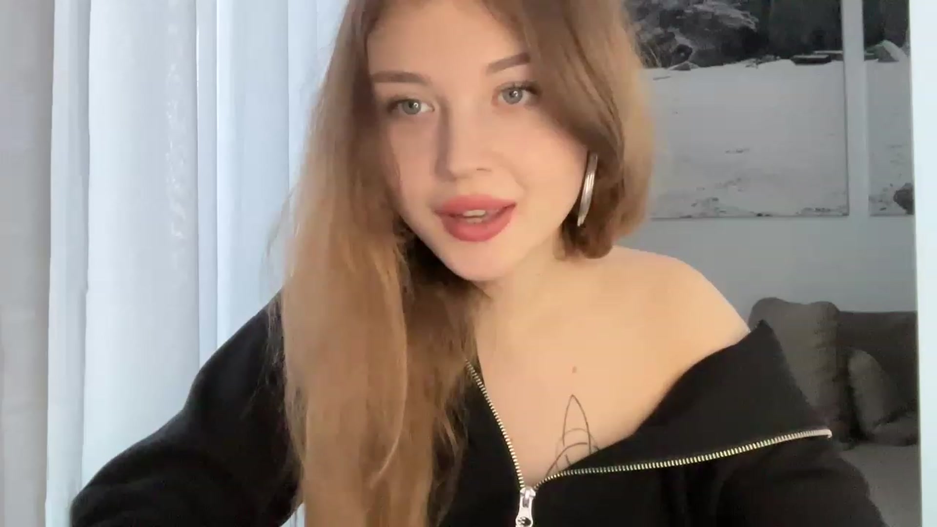 Gallery image thumbnail from Cassiopeeia's myfreecams stream on, 03/20/2023, 15:47 image 15 of 20