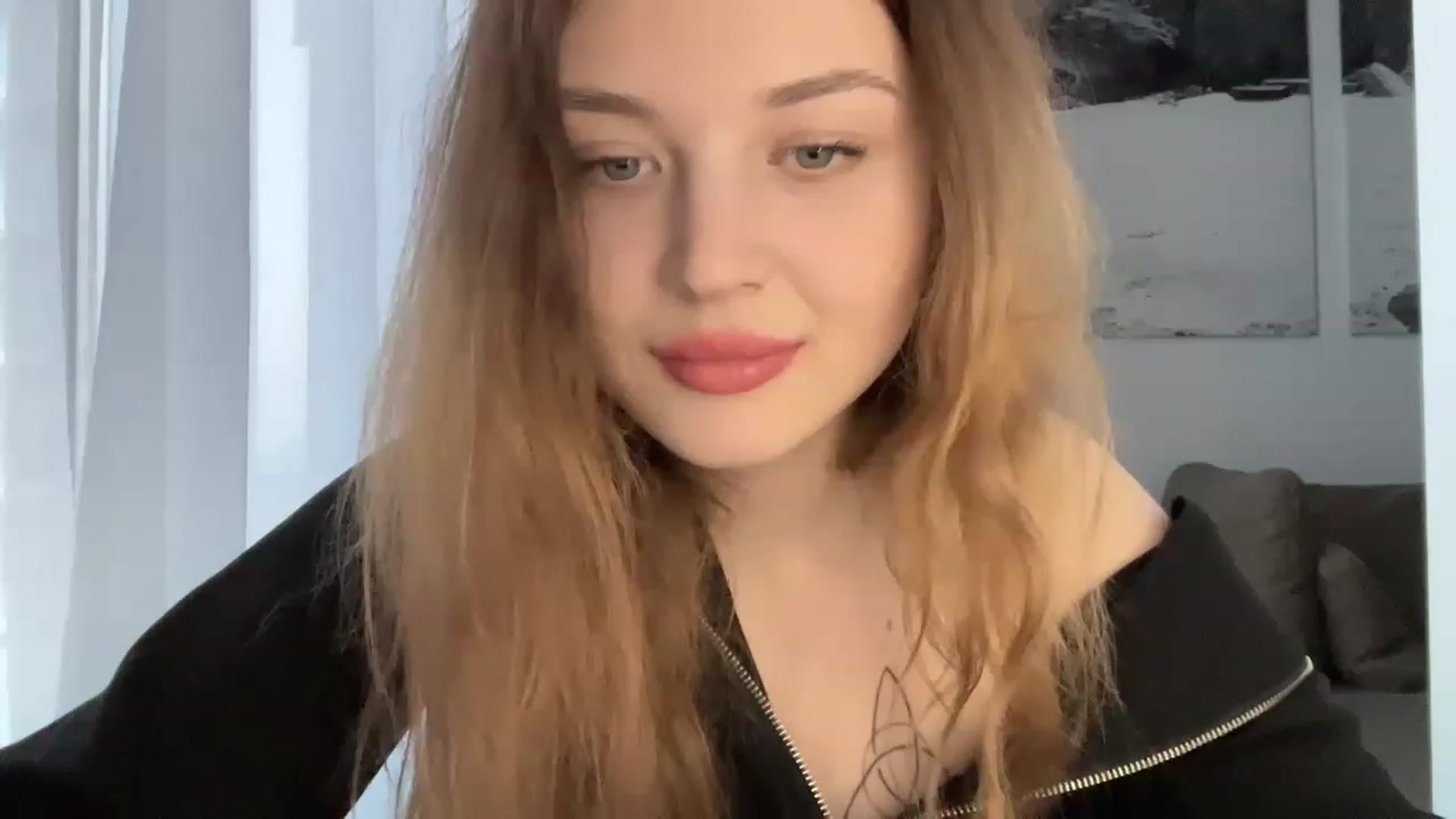 Gallery image thumbnail from Cassiopeeia's myfreecams stream on, 03/20/2023, 15:47 image 14 of 20