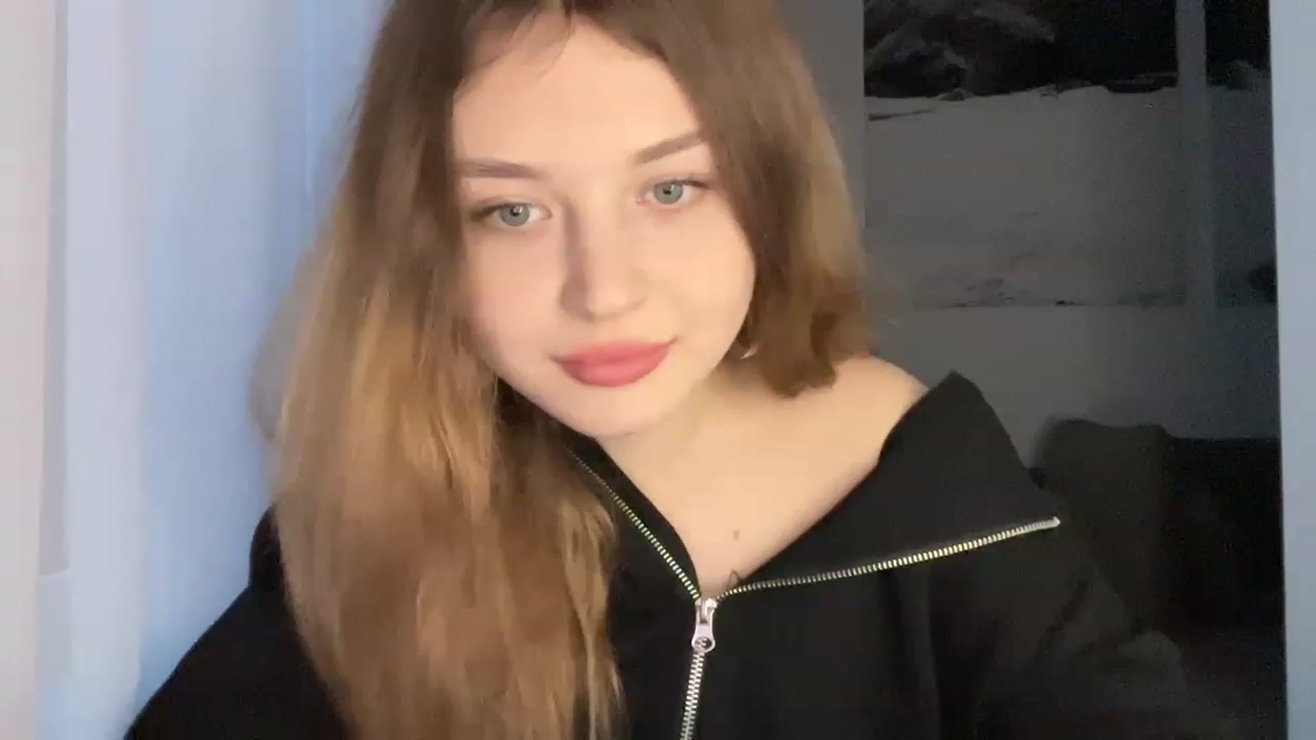 Gallery image thumbnail from Cassiopeeia's myfreecams stream on, 03/20/2023, 16:34 image 2 of 20