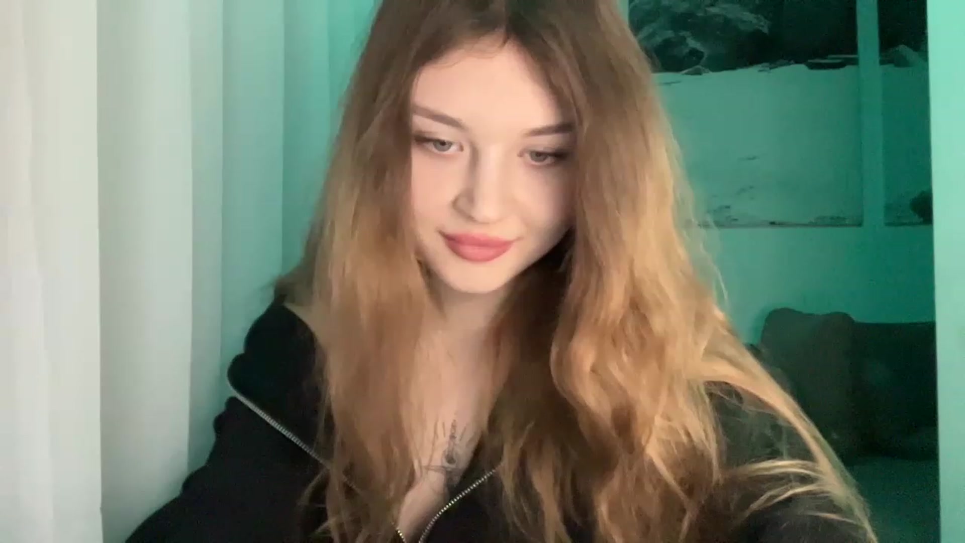Gallery image thumbnail from Cassiopeeia's myfreecams stream on, 03/20/2023, 17:59 image 5 of 20