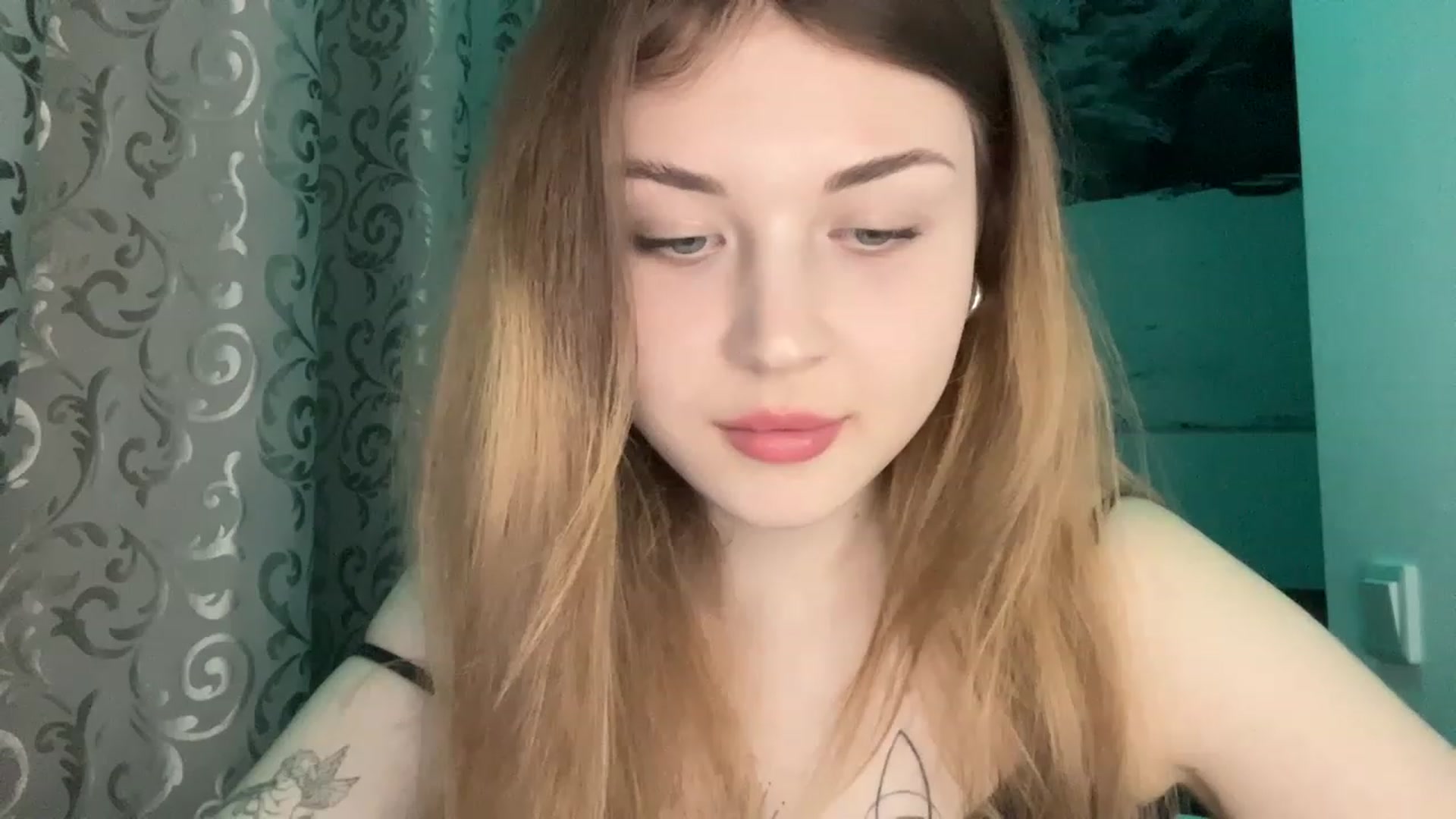 Gallery image thumbnail from Cassiopeeia's myfreecams stream on, 03/23/2023, 19:09 image 4 of 20