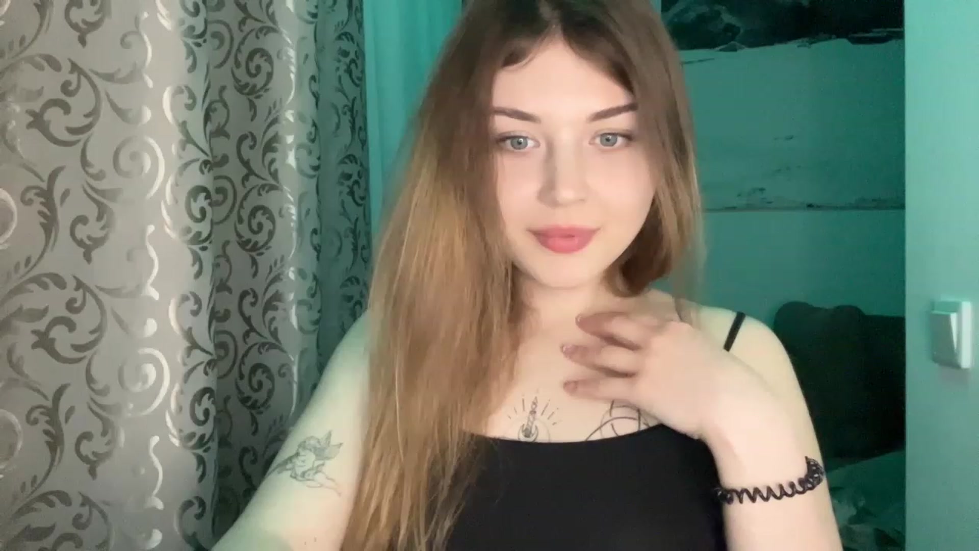 Gallery image thumbnail from Cassiopeeia's myfreecams stream on, 03/23/2023, 19:09 image 15 of 20