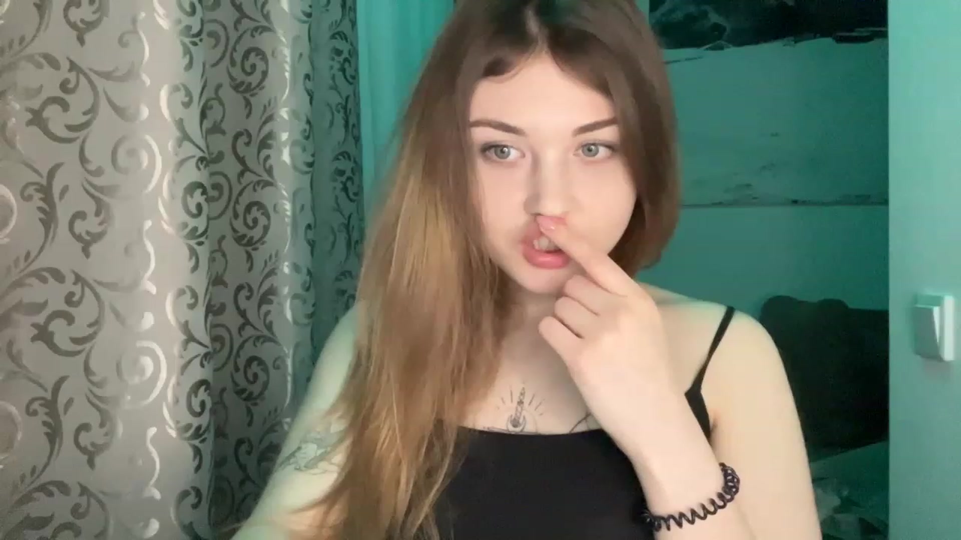 Gallery image thumbnail from Cassiopeeia's myfreecams stream on, 03/23/2023, 19:09 image 14 of 20