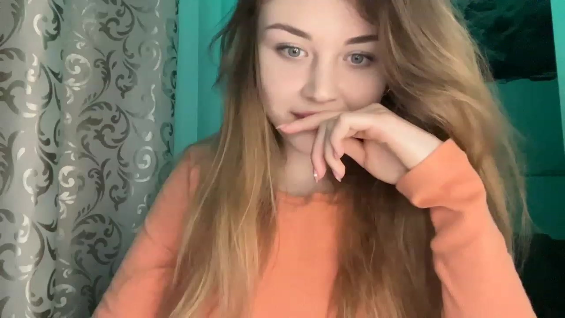 Gallery image thumbnail from Cassiopeeia's myfreecams stream on, 03/24/2023, 17:39 image 19 of 20