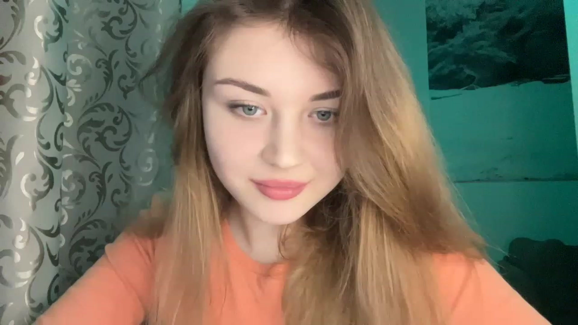 Gallery image thumbnail from Cassiopeeia's myfreecams stream on, 03/24/2023, 18:18 image 19 of 20