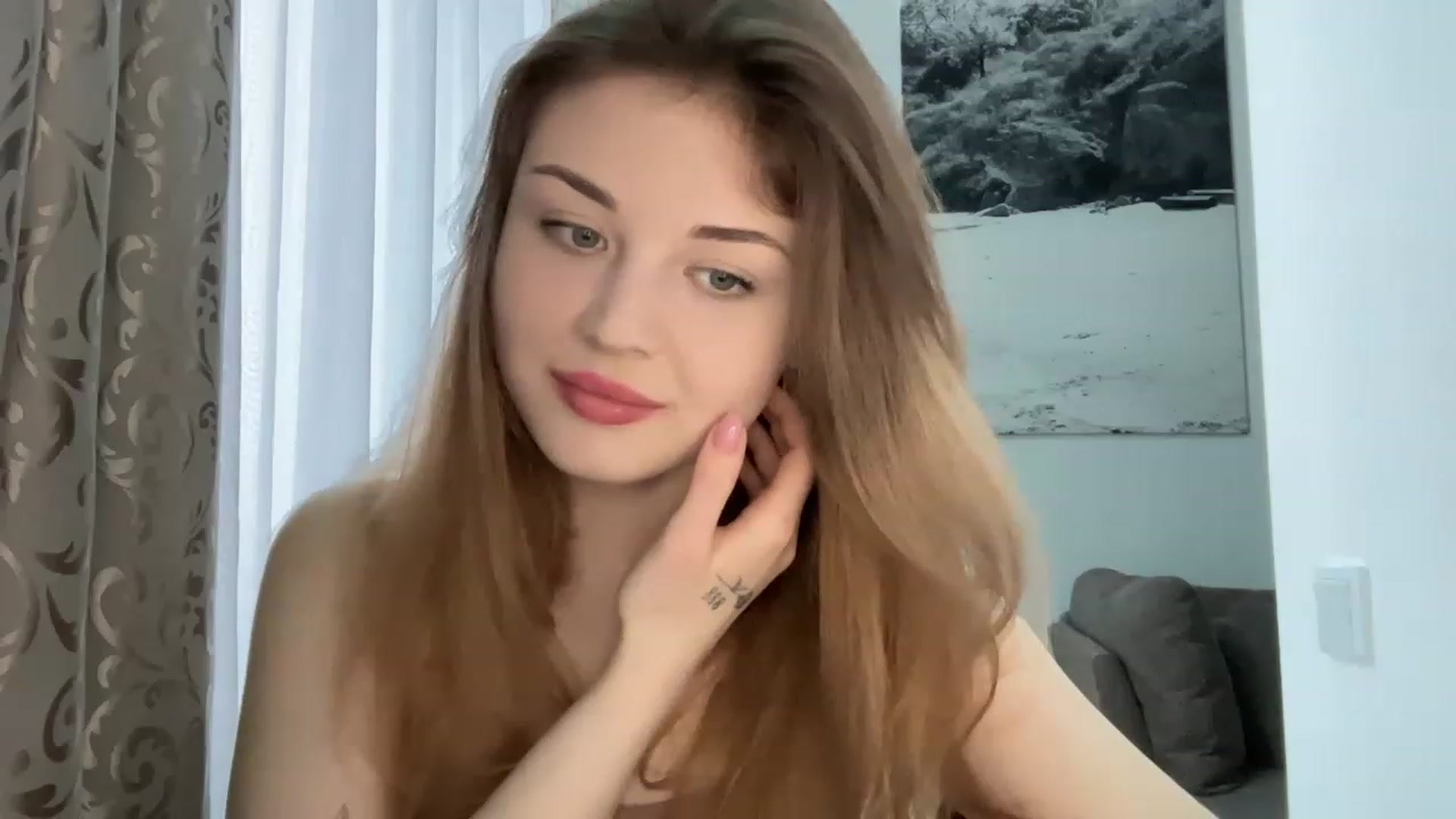 Gallery image thumbnail from Cassiopeeia's myfreecams stream on, 03/25/2023, 13:28 image 18 of 20