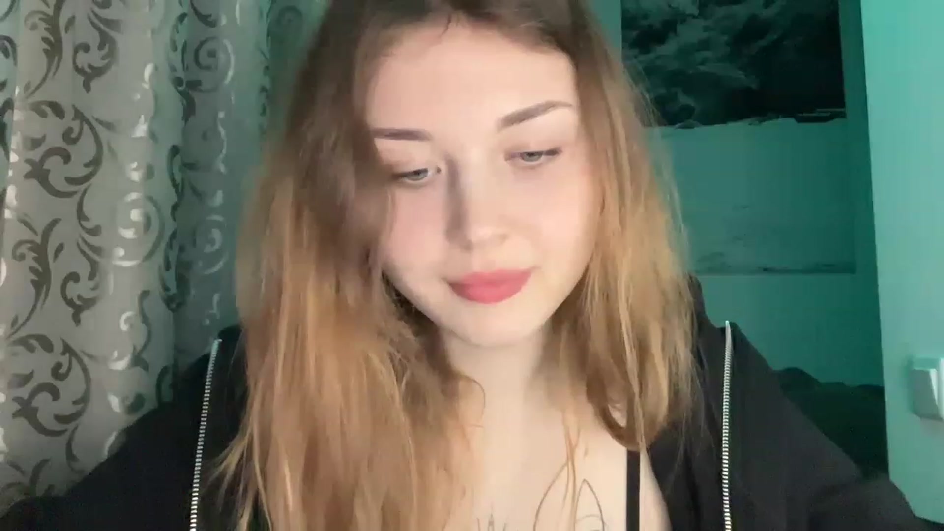 Gallery image thumbnail from Cassiopeeia's myfreecams stream on, 03/27/2023, 19:04 image 8 of 20