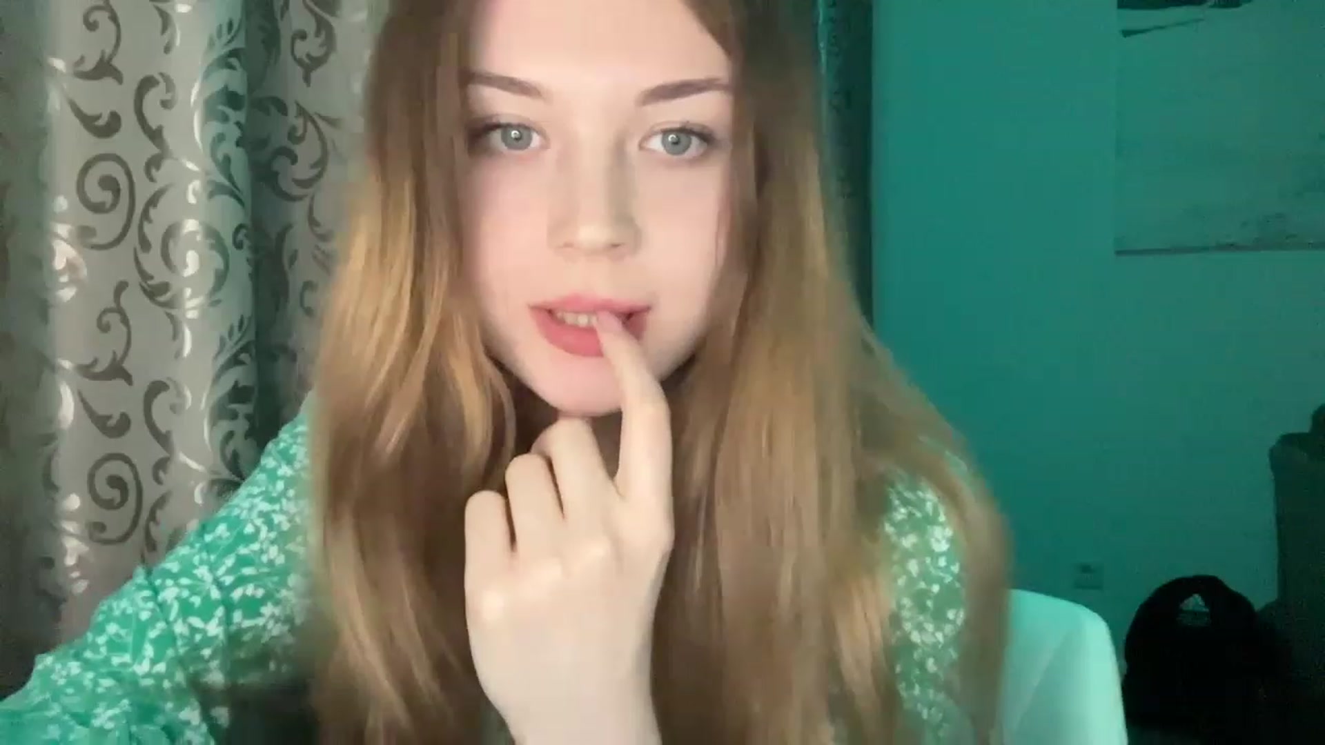 Gallery image thumbnail from Cassiopeeia's myfreecams stream on, 03/30/2023, 17:17 image 9 of 20