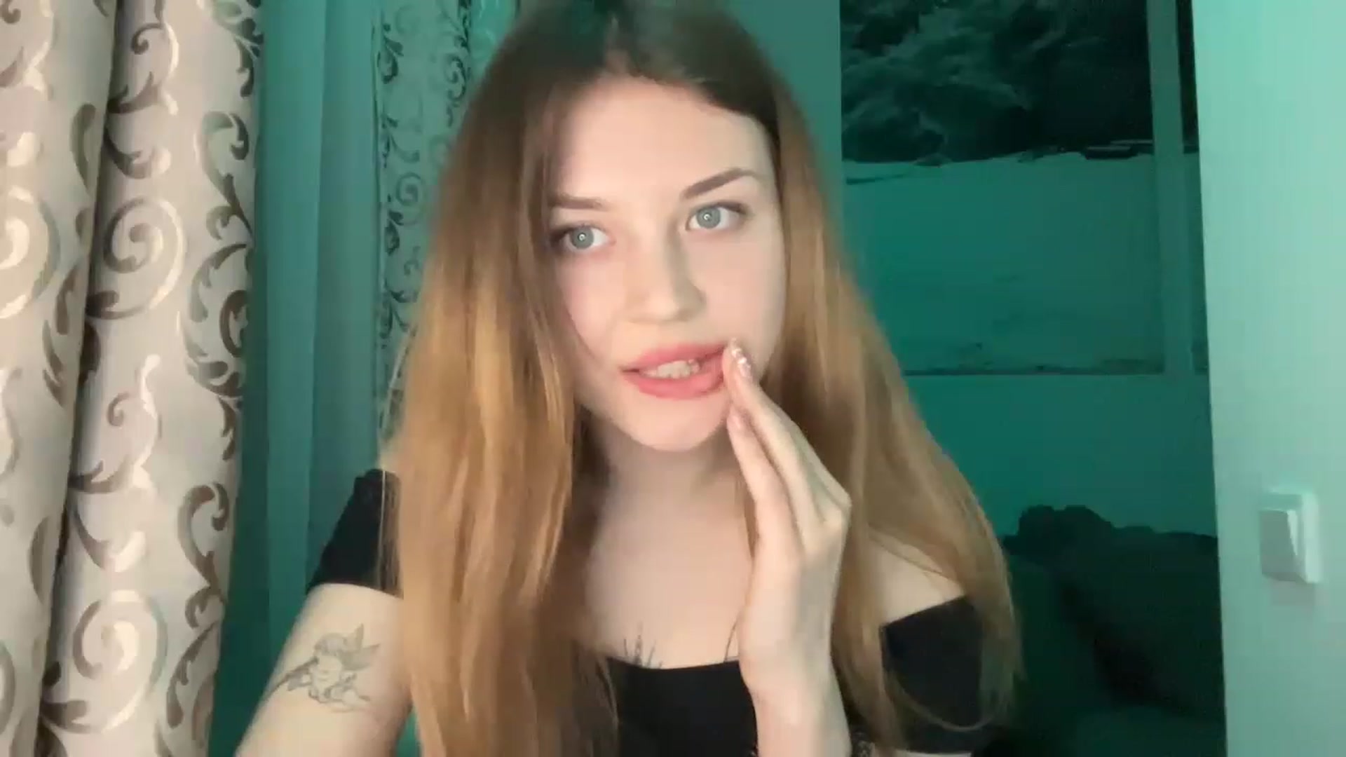Gallery image thumbnail from Cassiopeeia's myfreecams stream on, 03/31/2023, 18:24 image 12 of 20
