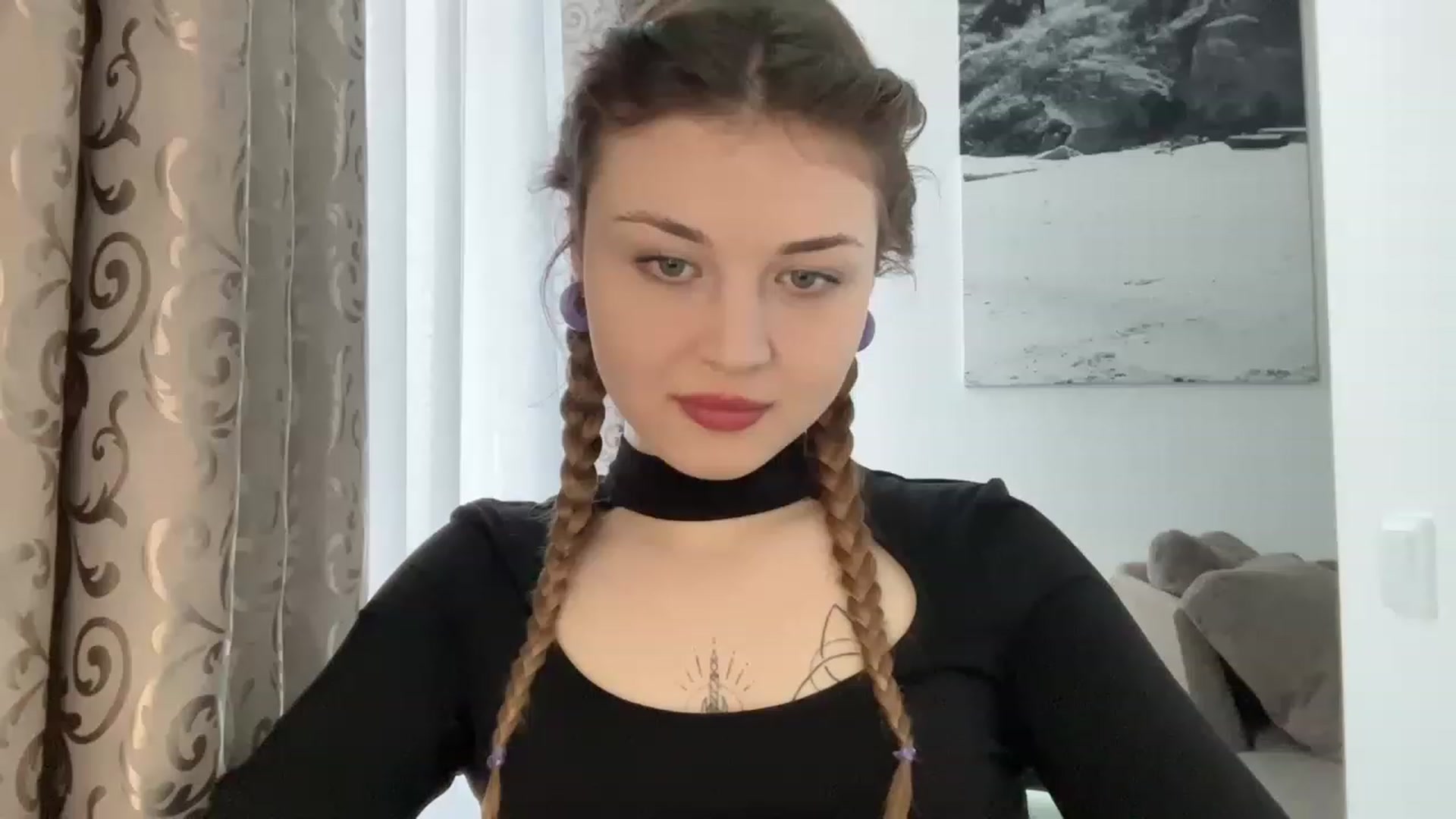 Gallery image thumbnail from Cassiopeeia's myfreecams stream on, 04/01/2023, 14:06 image 4 of 20