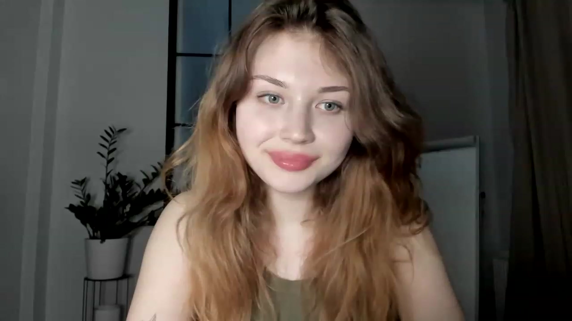 Gallery image thumbnail from Cassiopeeia's myfreecams stream on, 04/02/2023, 16:06 image 9 of 20