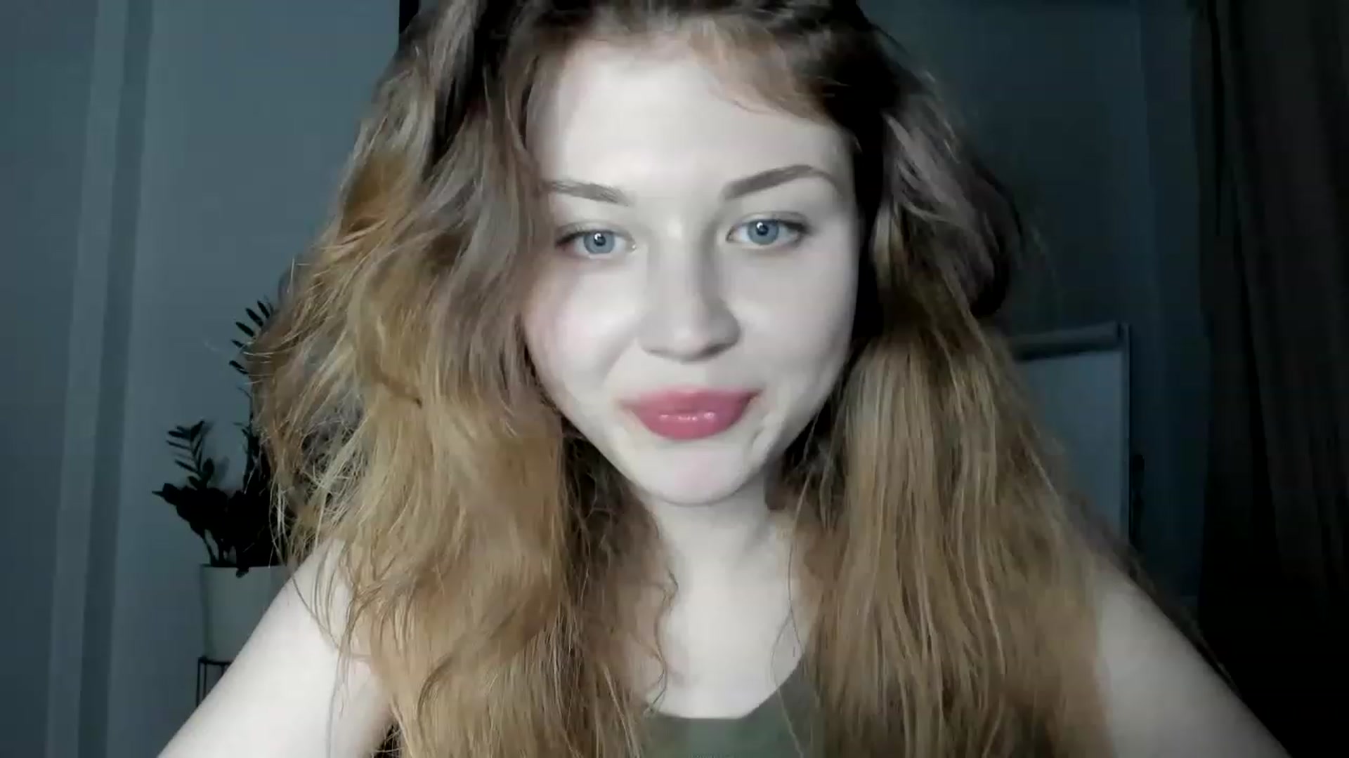 Gallery image thumbnail from Cassiopeeia's myfreecams stream on, 04/02/2023, 16:06 image 17 of 20