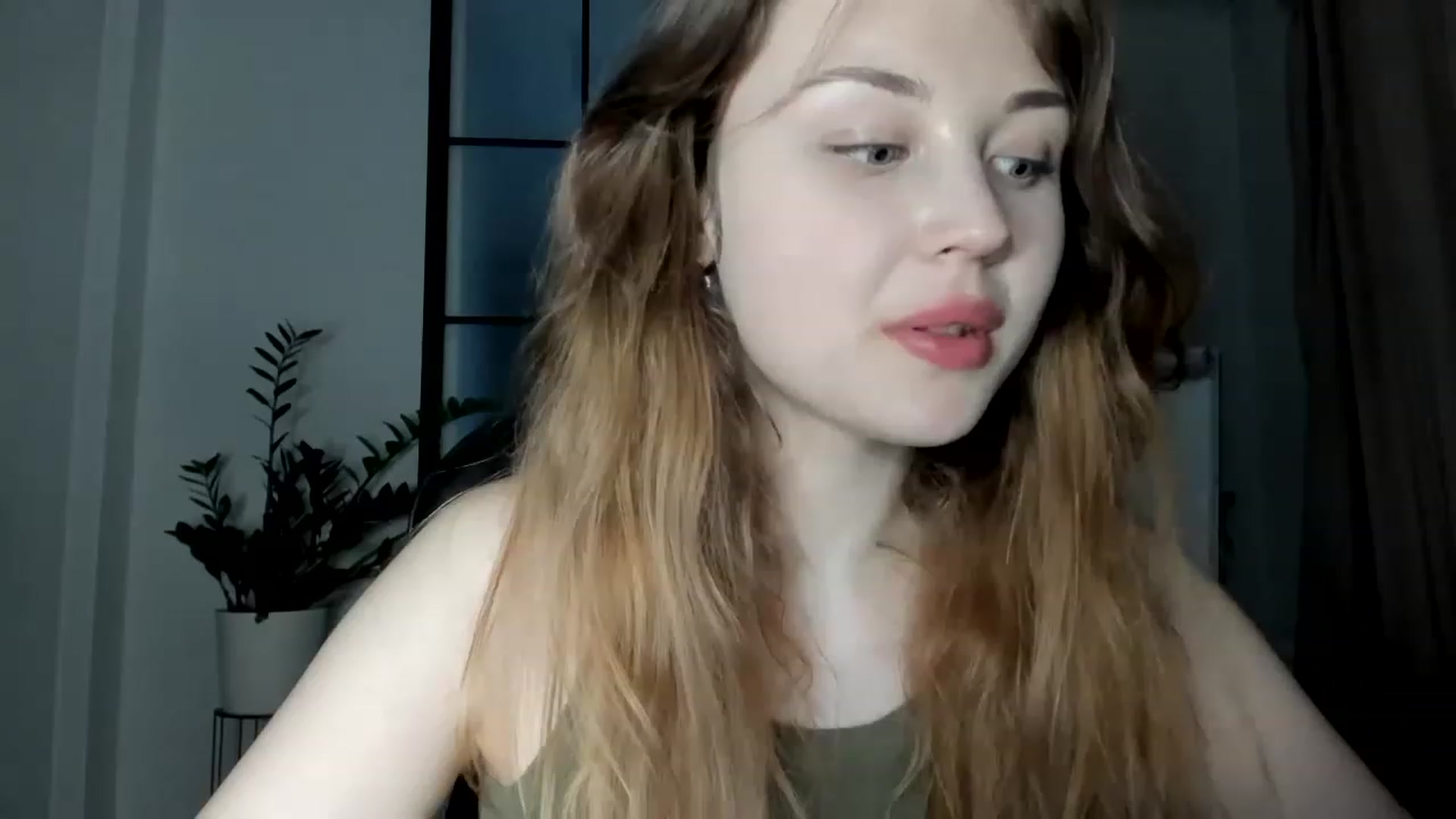 Gallery image thumbnail from Cassiopeeia's myfreecams stream on, 04/02/2023, 16:06 image 14 of 20