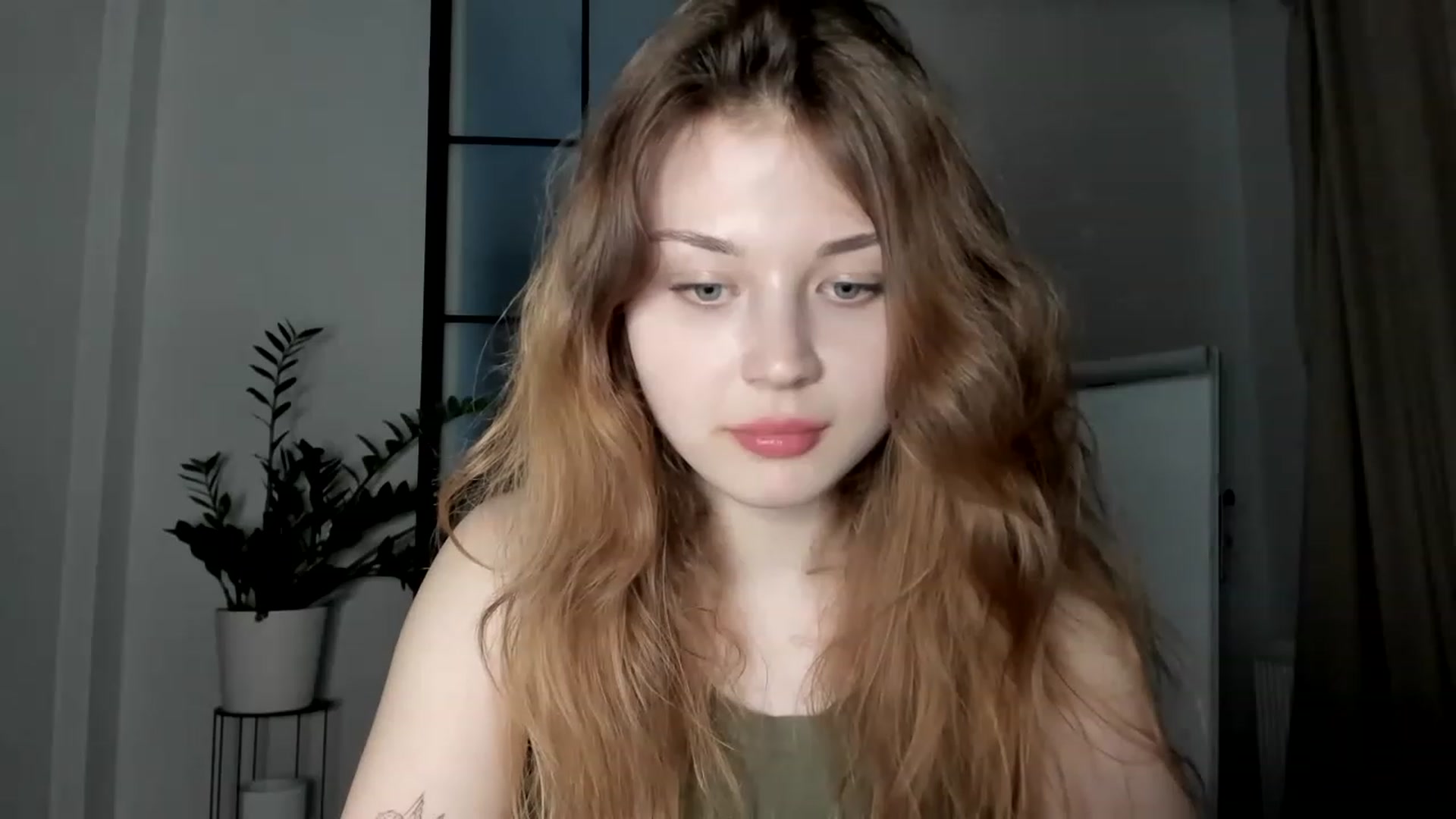 Gallery image thumbnail from Cassiopeeia's myfreecams stream on, 04/02/2023, 16:06 image 10 of 20