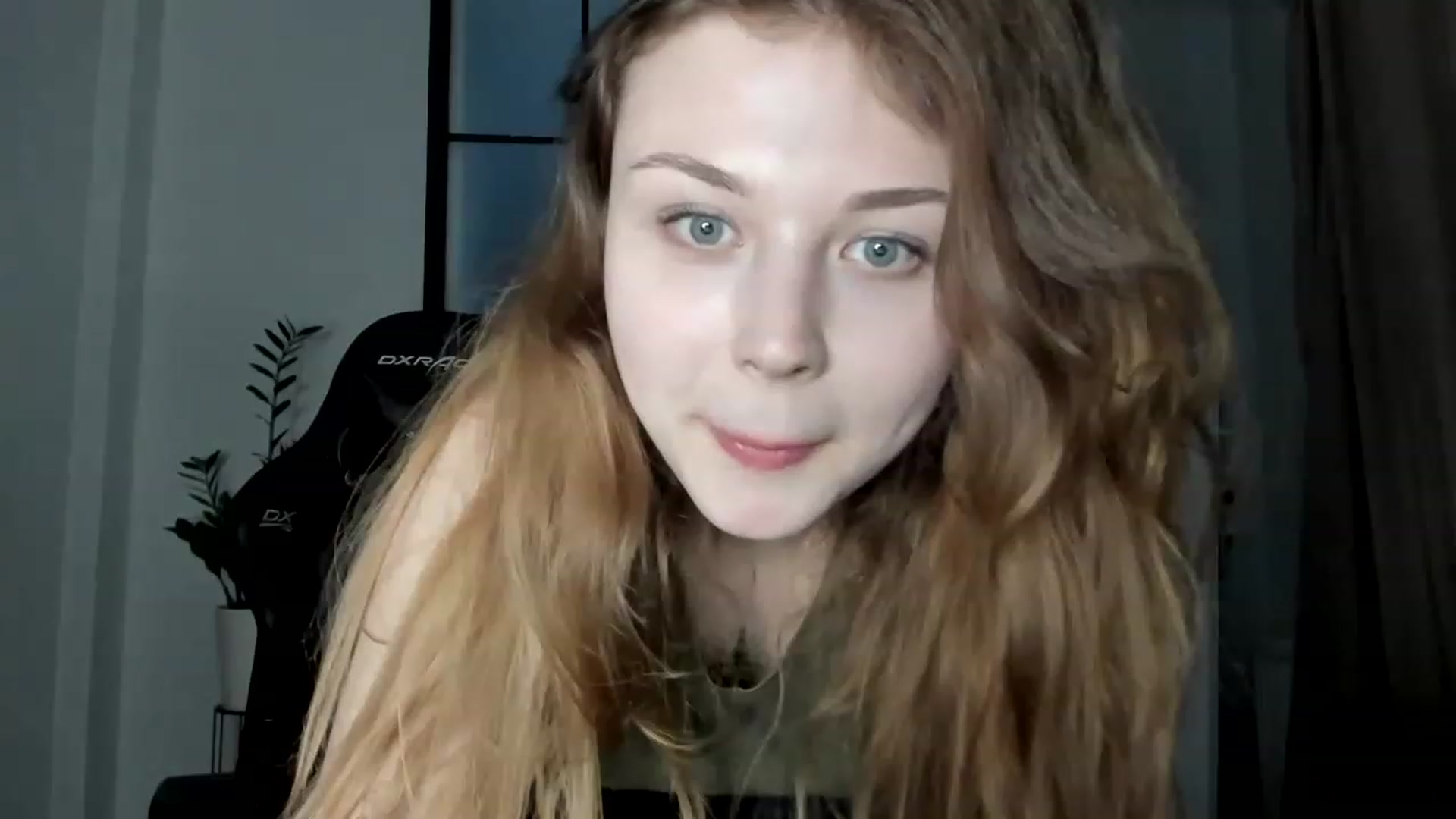 Gallery image thumbnail from Cassiopeeia's myfreecams stream on, 04/02/2023, 16:06 image 5 of 20