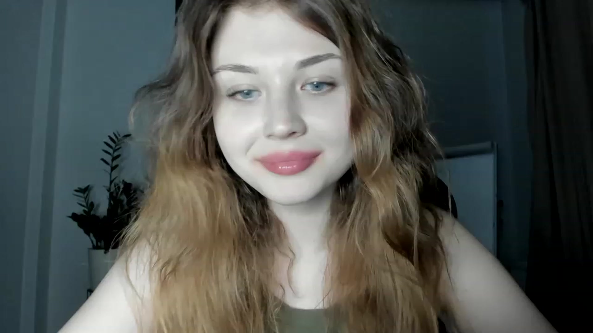 Gallery image thumbnail from Cassiopeeia's myfreecams stream on, 04/02/2023, 16:06 image 19 of 20