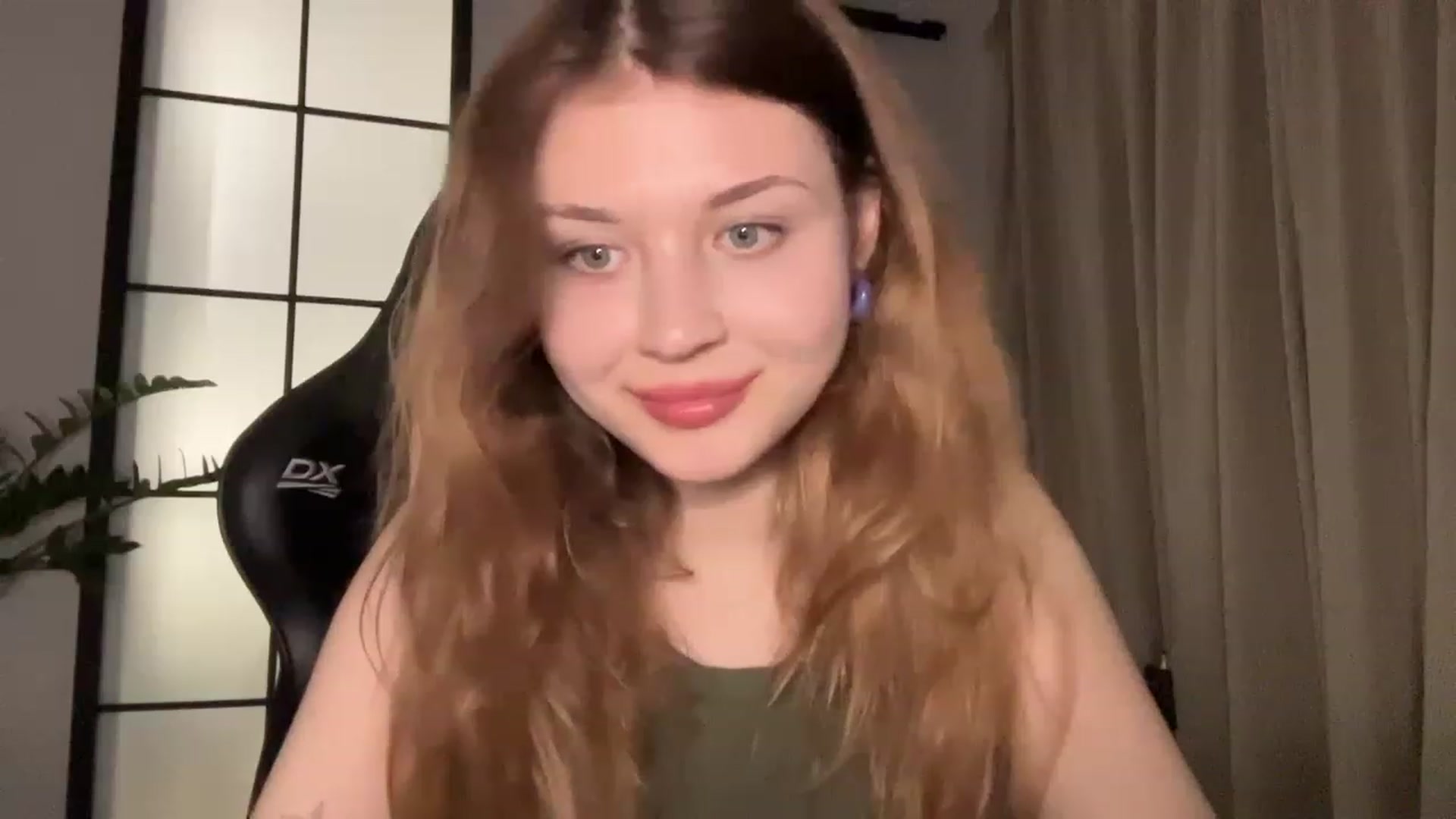 Gallery image thumbnail from Cassiopeeia's myfreecams stream on, 04/02/2023, 18:00 image 20 of 20