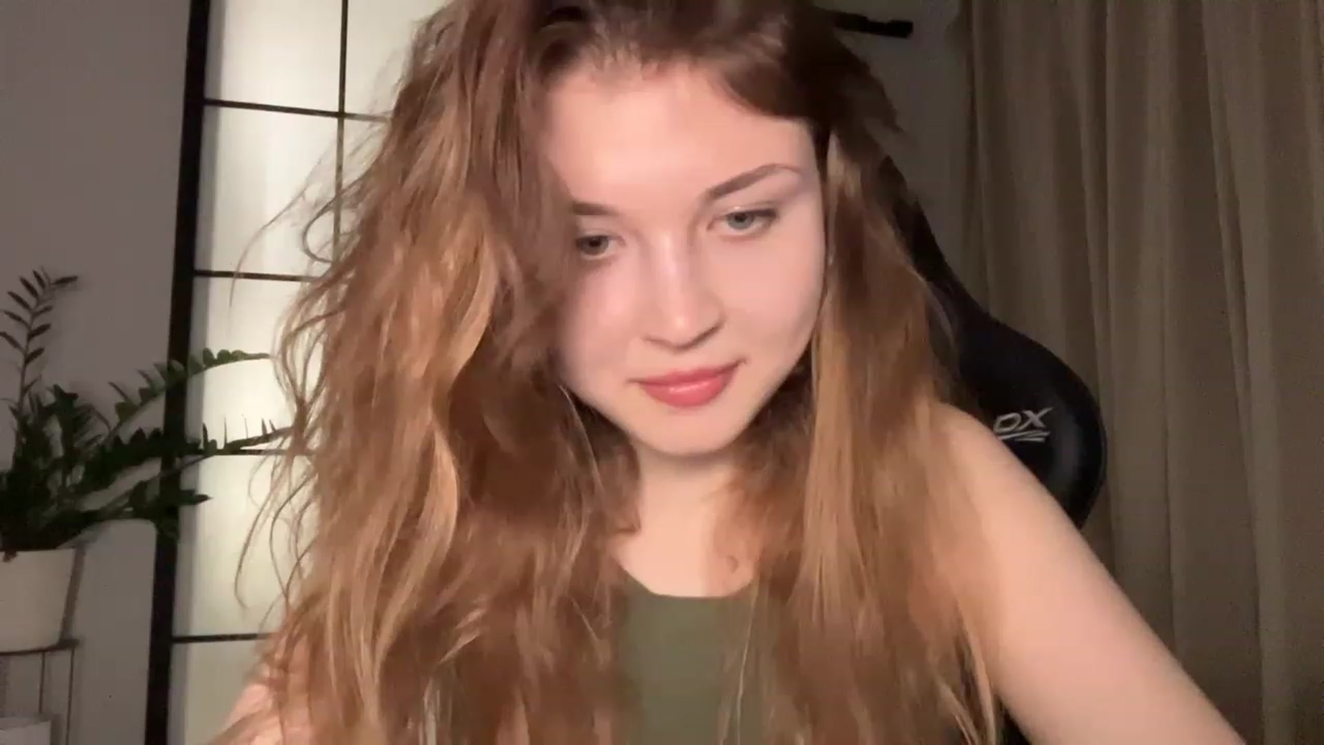 Gallery image thumbnail from Cassiopeeia's myfreecams stream on, 04/02/2023, 19:45 image 15 of 20