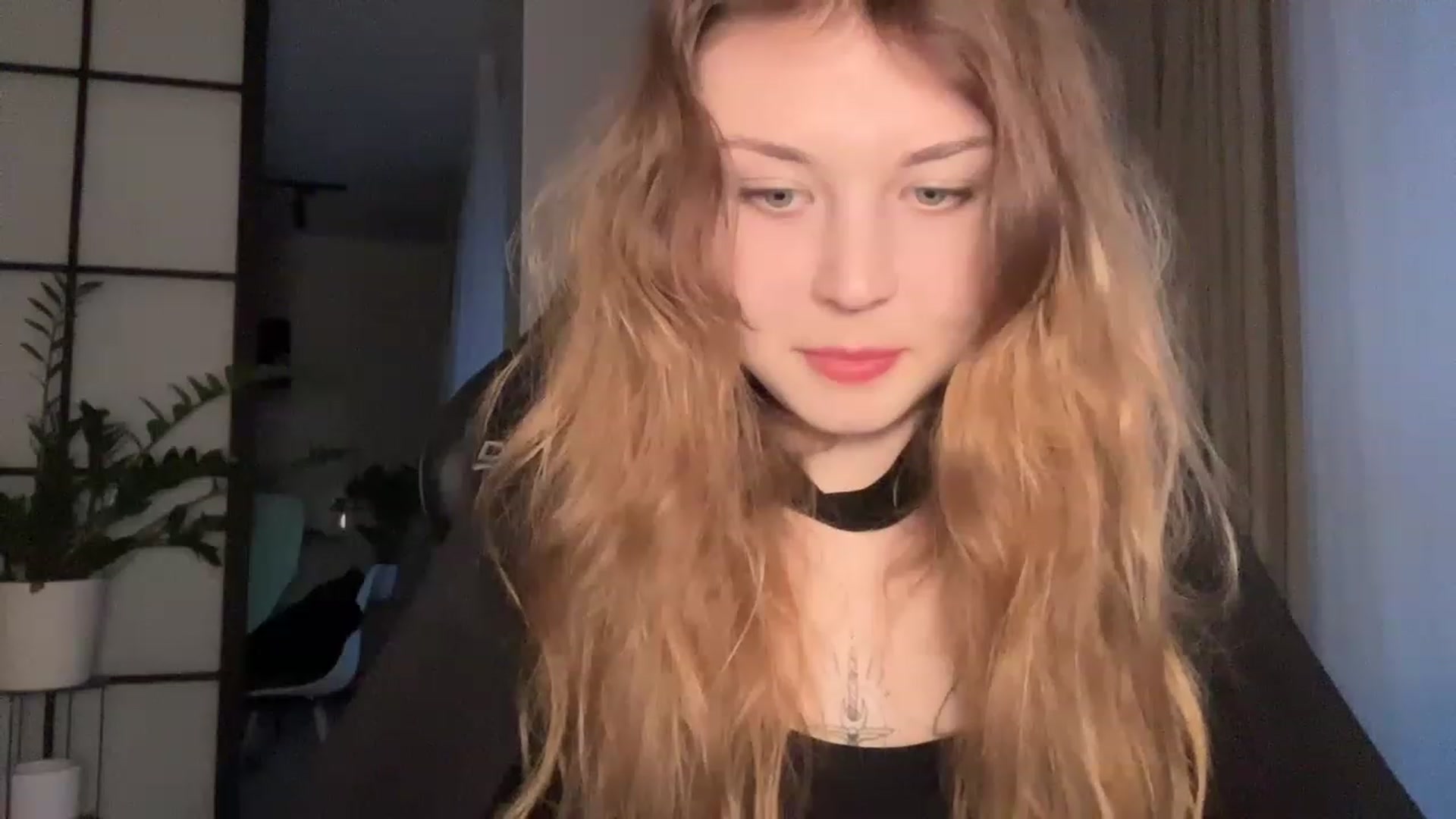 Gallery image thumbnail from Cassiopeeia's myfreecams stream on, 04/03/2023, 16:38 image 14 of 20