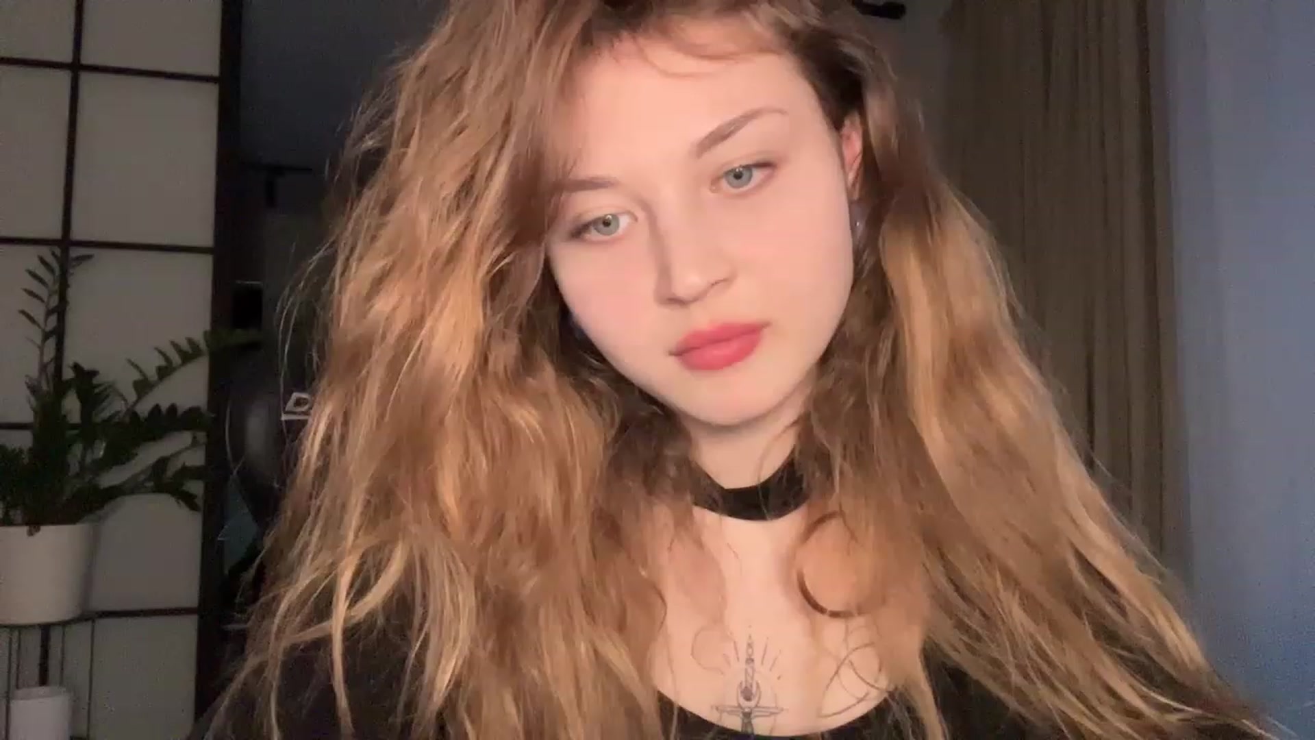 Gallery image thumbnail from Cassiopeeia's myfreecams stream on, 04/03/2023, 16:38 image 18 of 20
