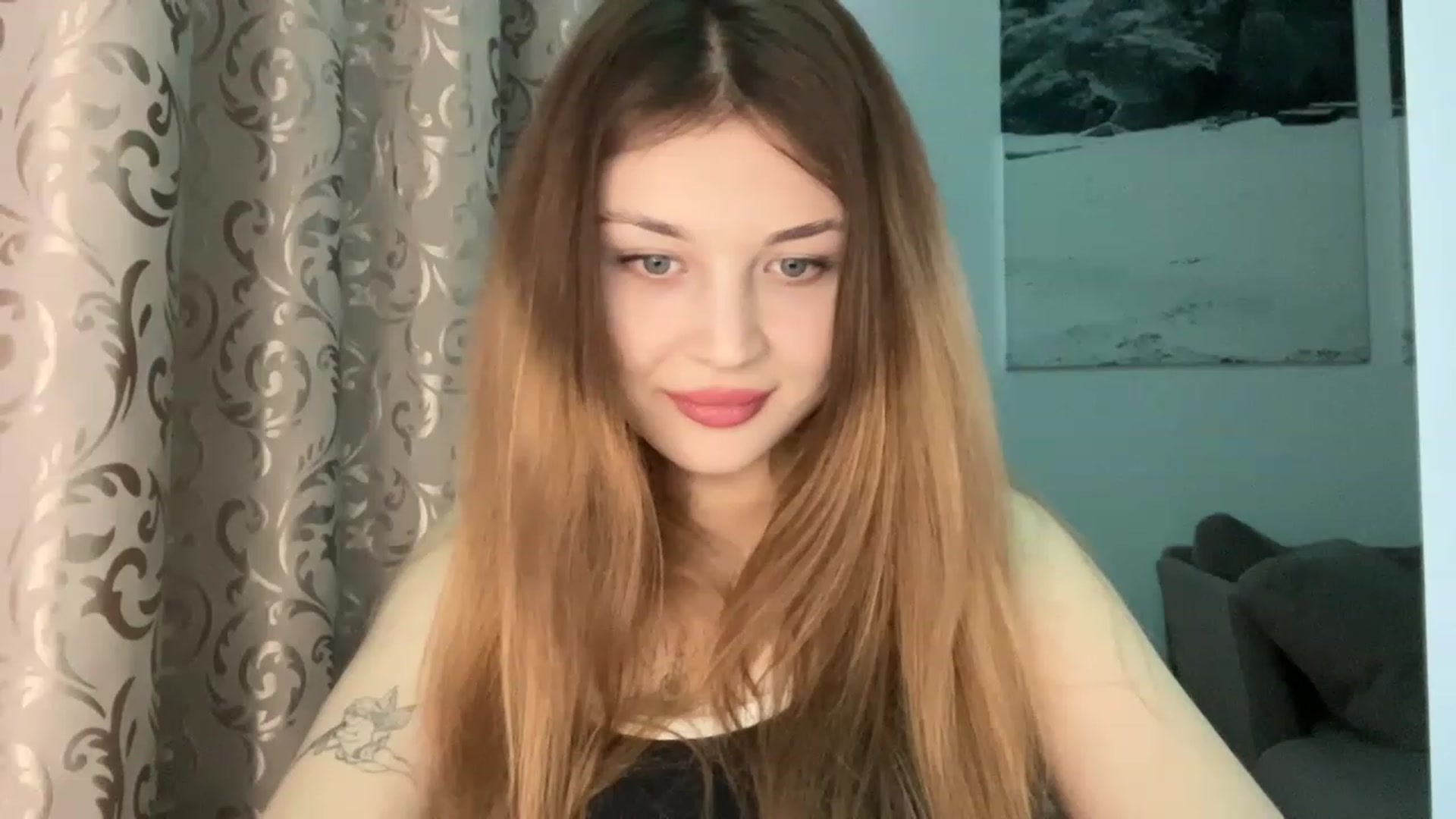 Gallery image thumbnail from Cassiopeeia's myfreecams stream on, 04/06/2023, 14:53 image 15 of 20