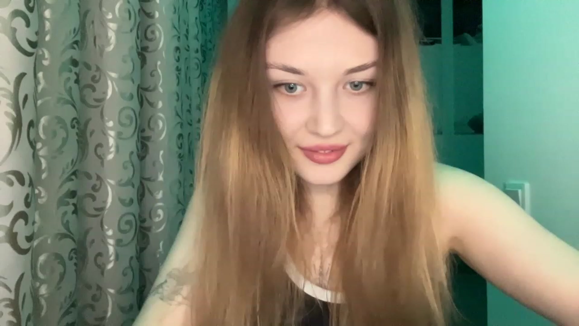 Gallery image thumbnail from Cassiopeeia's myfreecams stream on, 04/06/2023, 16:52 image 18 of 20