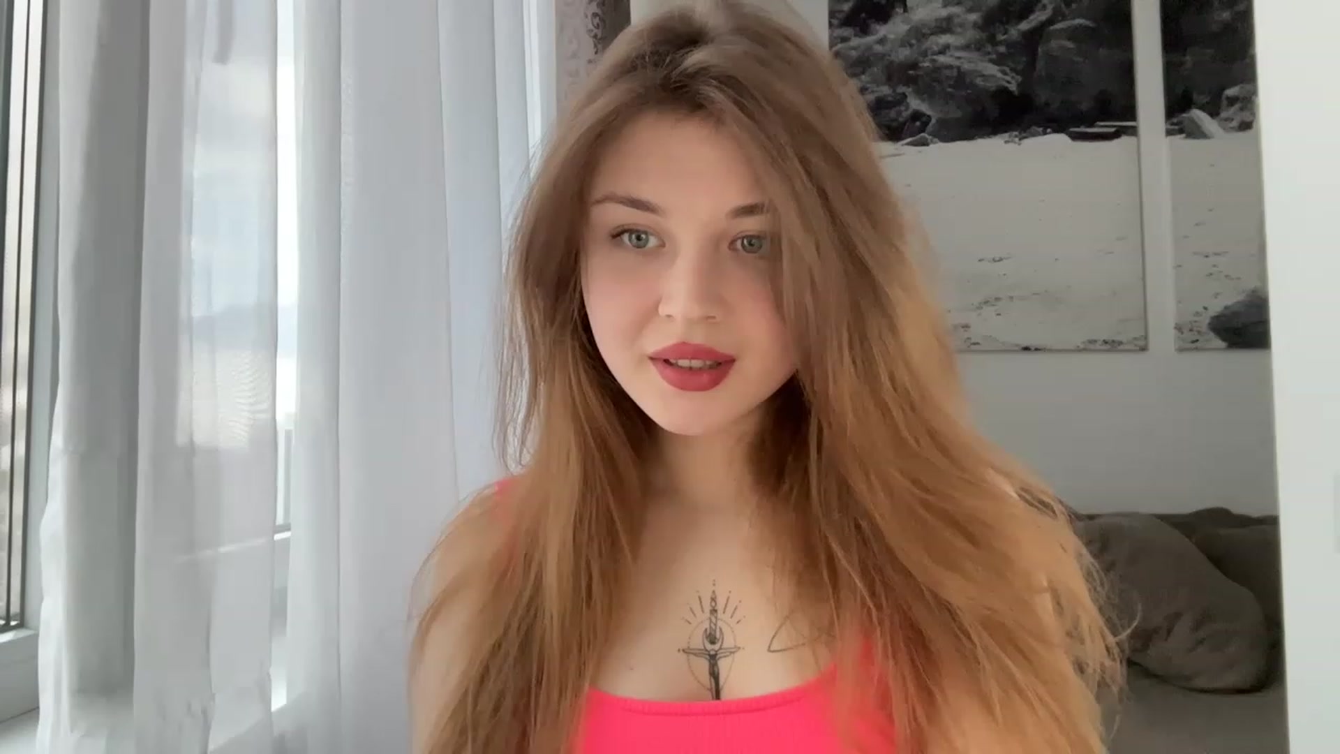 Gallery image thumbnail from Cassiopeeia's myfreecams stream on, 04/08/2023, 15:30 image 9 of 20