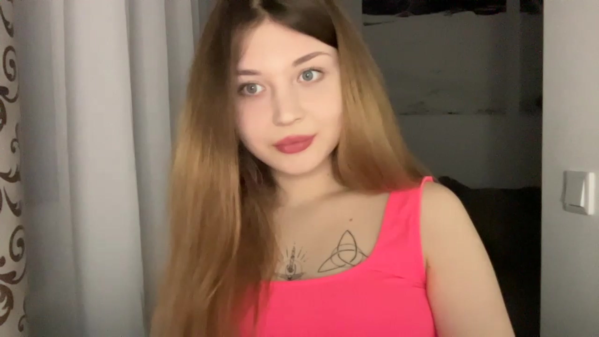 Gallery image thumbnail from Cassiopeeia's myfreecams stream on, 04/08/2023, 17:15 image 9 of 20