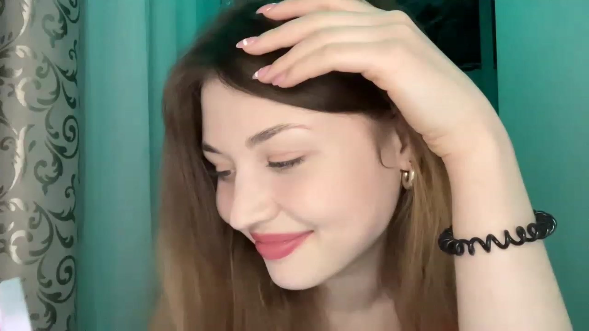 Gallery image thumbnail from Cassiopeeia's myfreecams stream on, 04/08/2023, 17:15 image 19 of 20