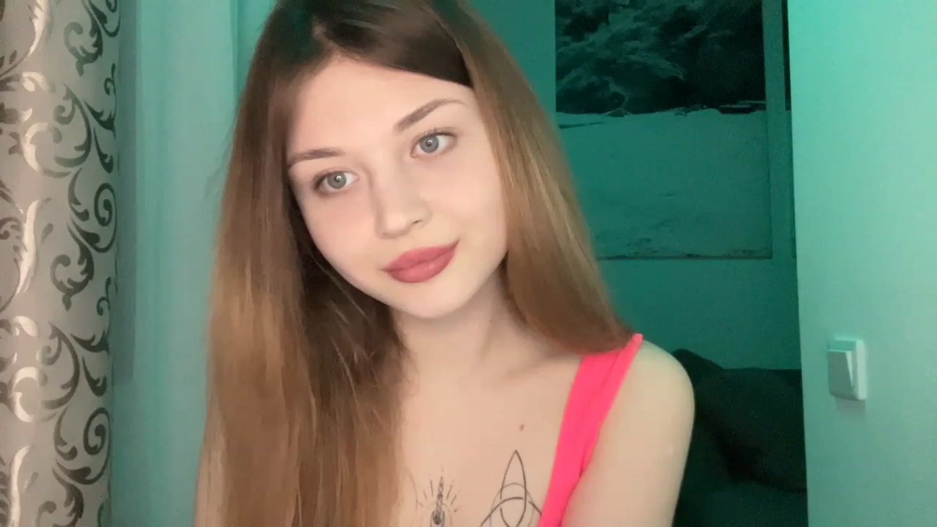 Gallery image thumbnail from Cassiopeeia's myfreecams stream on, 04/08/2023, 17:15 image 16 of 20