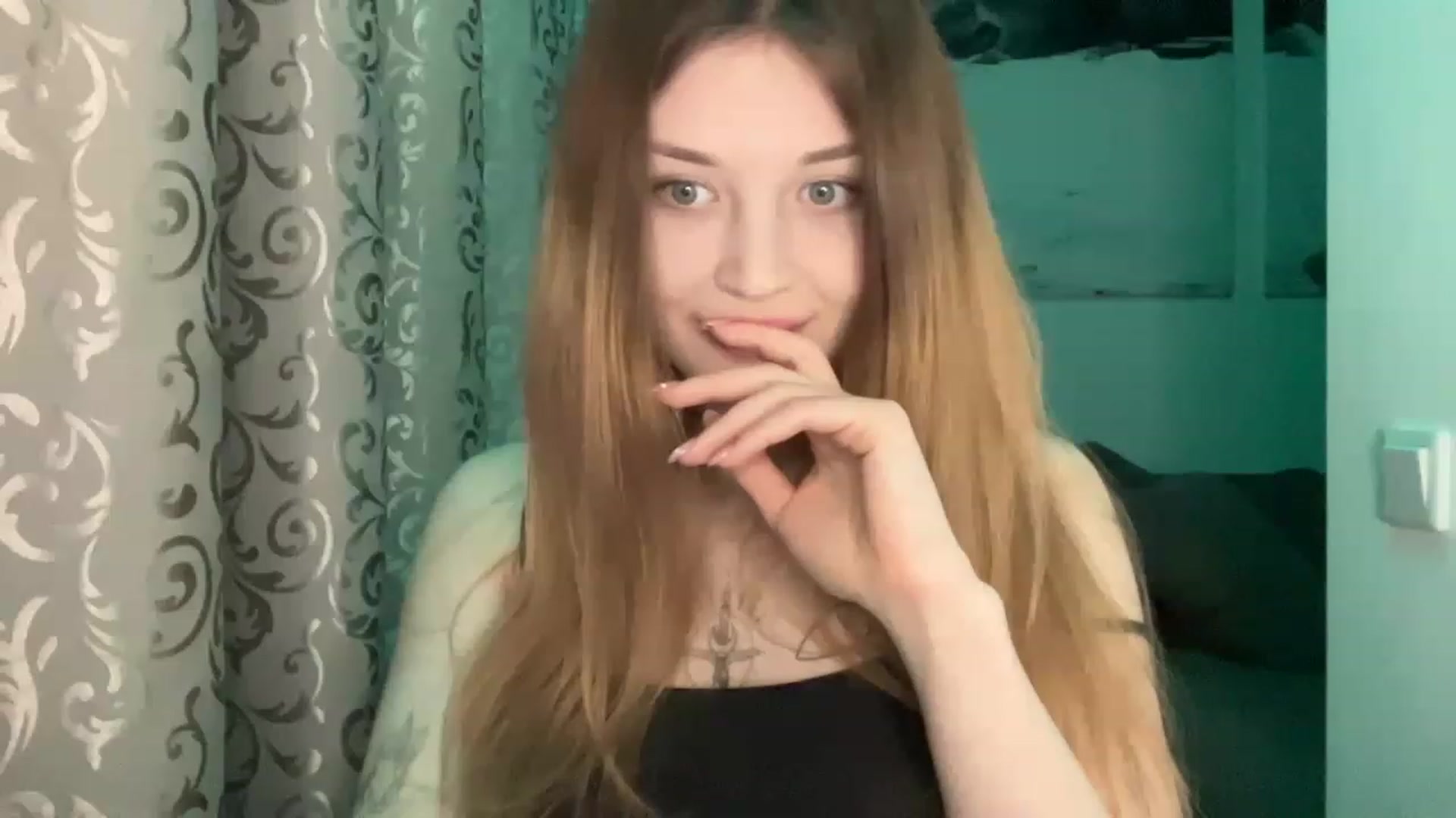 Gallery image thumbnail from Cassiopeeia's myfreecams stream on, 04/09/2023, 17:18 image 7 of 20