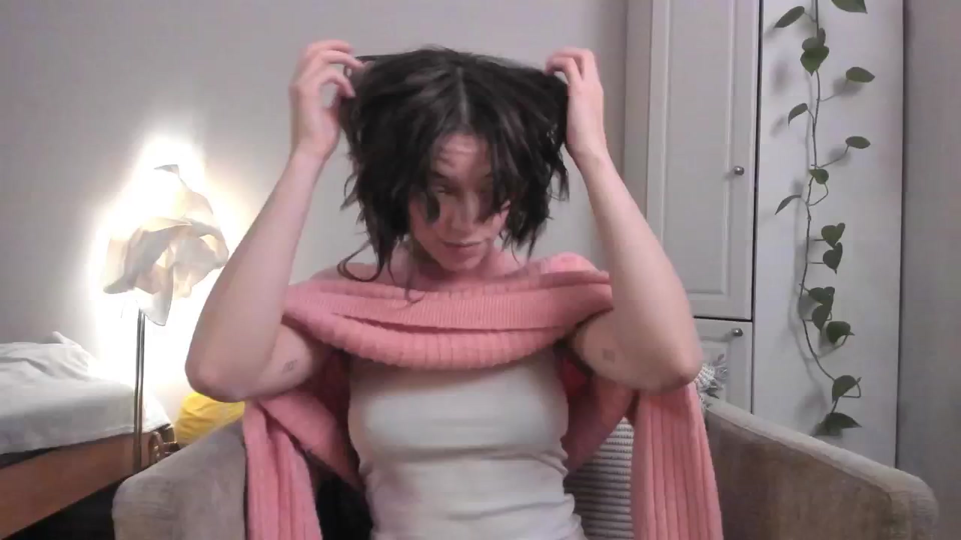 Gallery image thumbnail from CassislanD's myfreecams stream on, 04/25/2024, 18:46 image 8 of 20