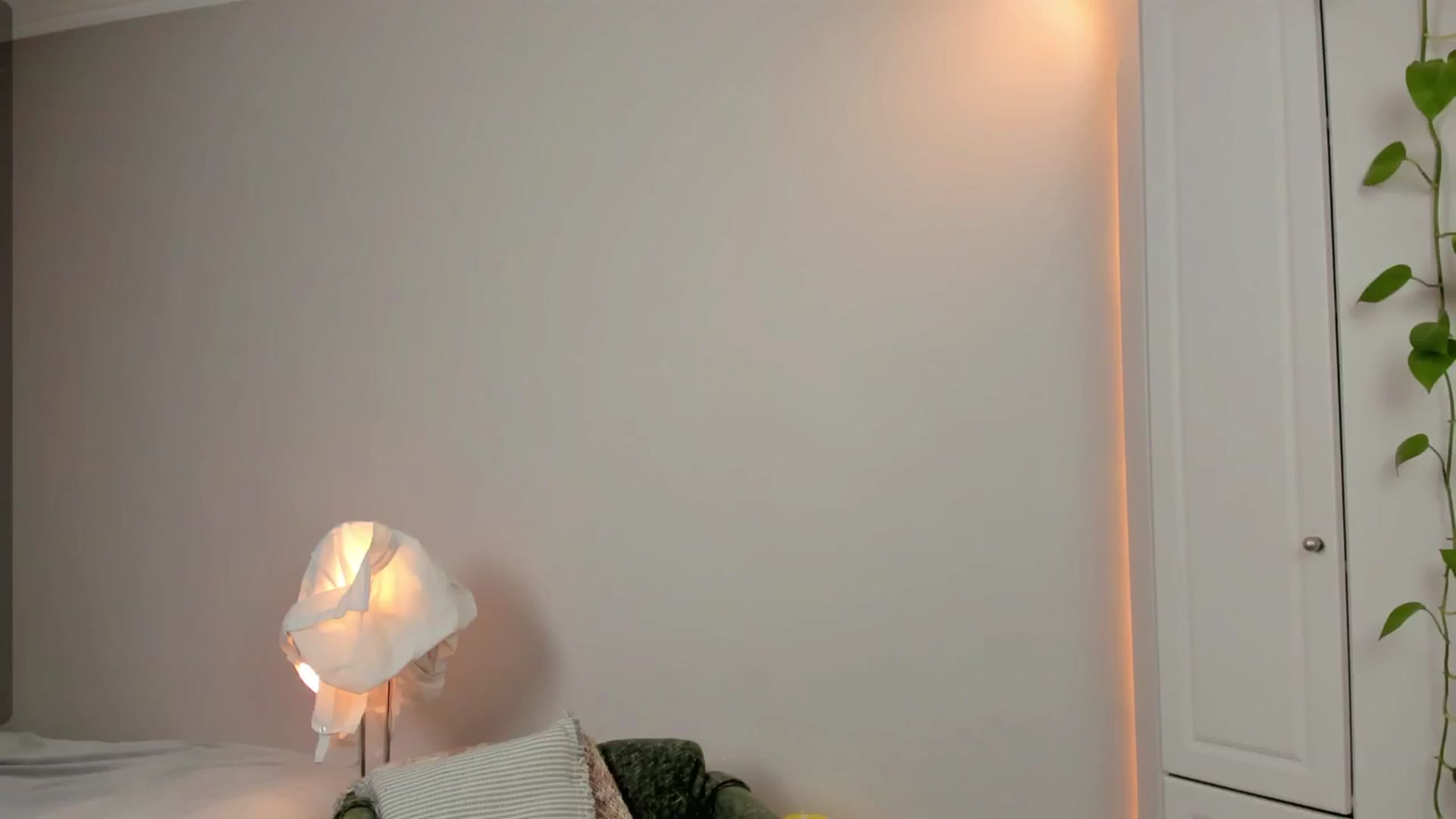 Gallery image thumbnail from CassislanD's myfreecams stream on, 05/03/2024, 12:01 image 10 of 20
