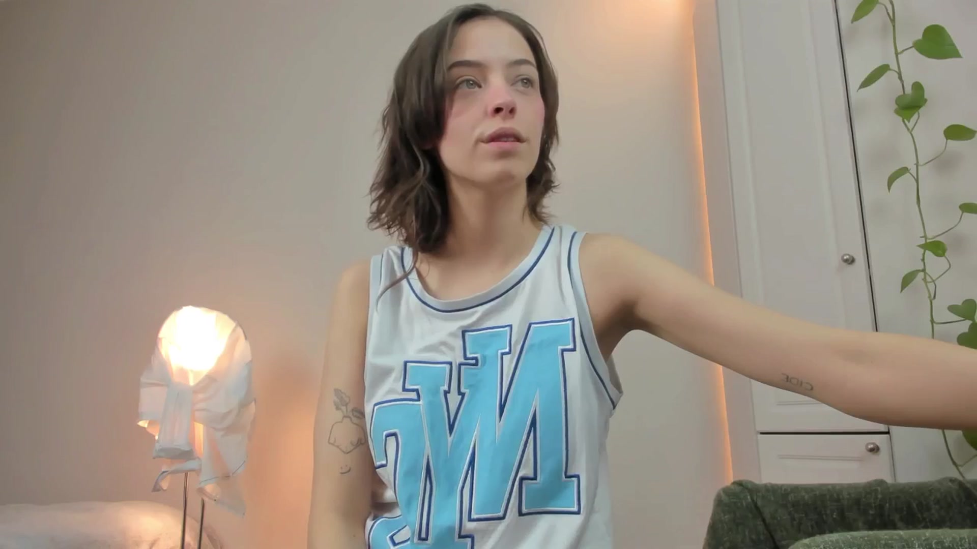 Gallery image thumbnail from CassislanD's myfreecams stream on, 06/25/2024, 12:55 image 7 of 20