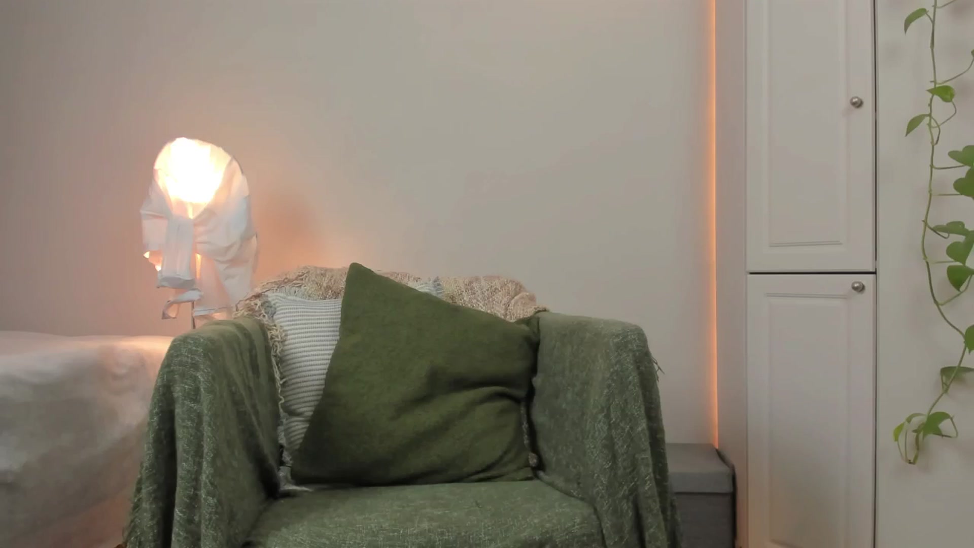 Gallery image thumbnail from CassislanD's myfreecams stream on, 06/26/2024, 19:31 image 7 of 20
