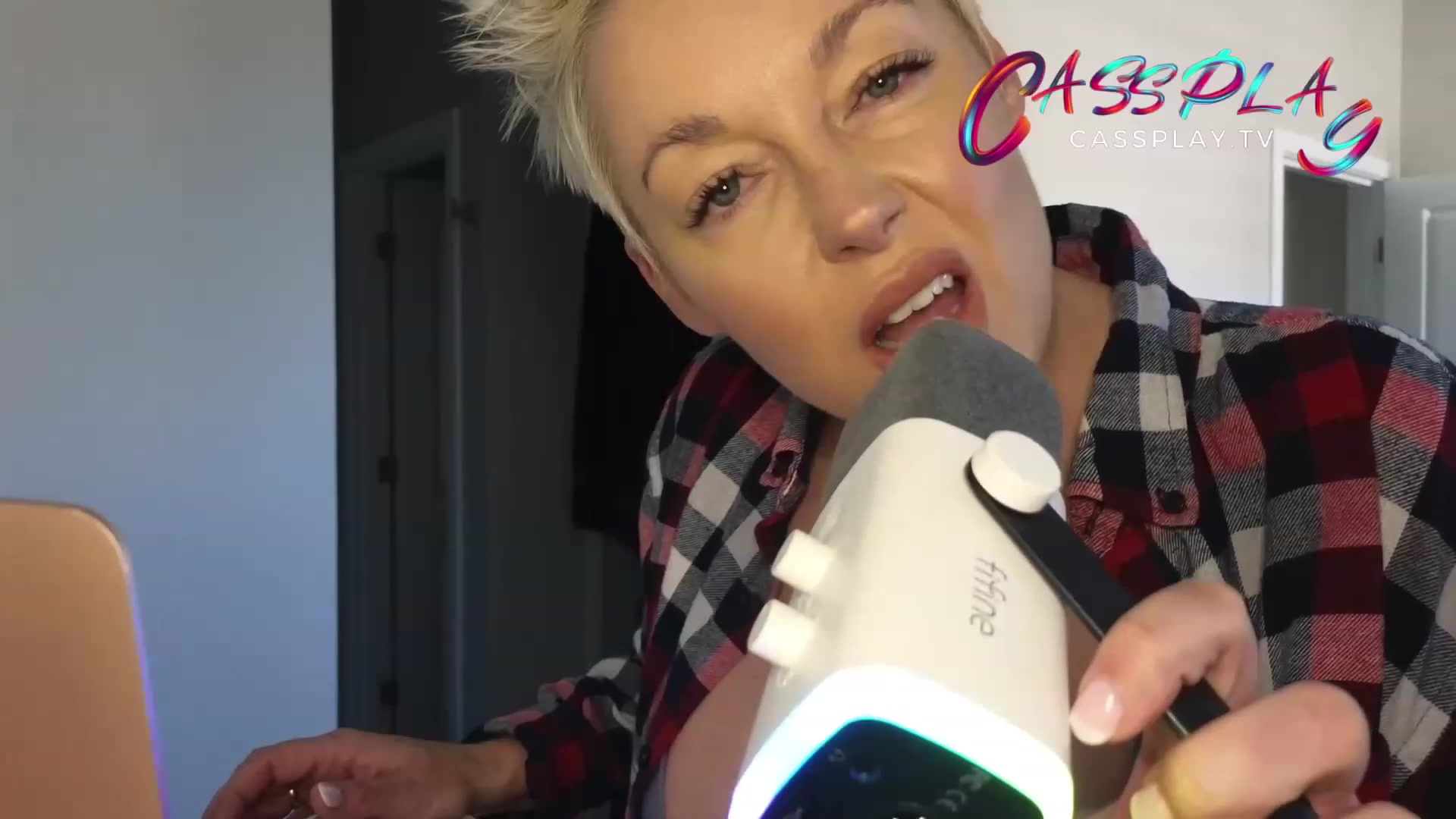 Gallery image thumbnail from Cassplay's myfreecams stream on, 01/13/2024, 19:40 image 8 of 20