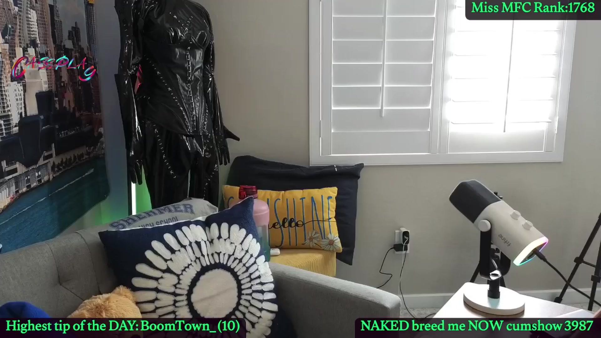 Gallery image thumbnail from Cassplay's myfreecams stream on, 04/01/2024, 19:33 image 18 of 20