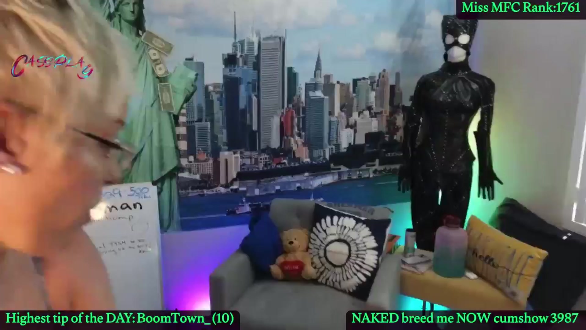 Gallery image thumbnail from Cassplay's myfreecams stream on, 04/01/2024, 19:33 image 17 of 20