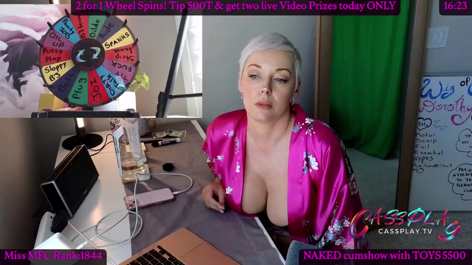 Gallery image thumbnail from Cassplay's myfreecams stream on, 04/29/2024, 21:01 image 15 of 20