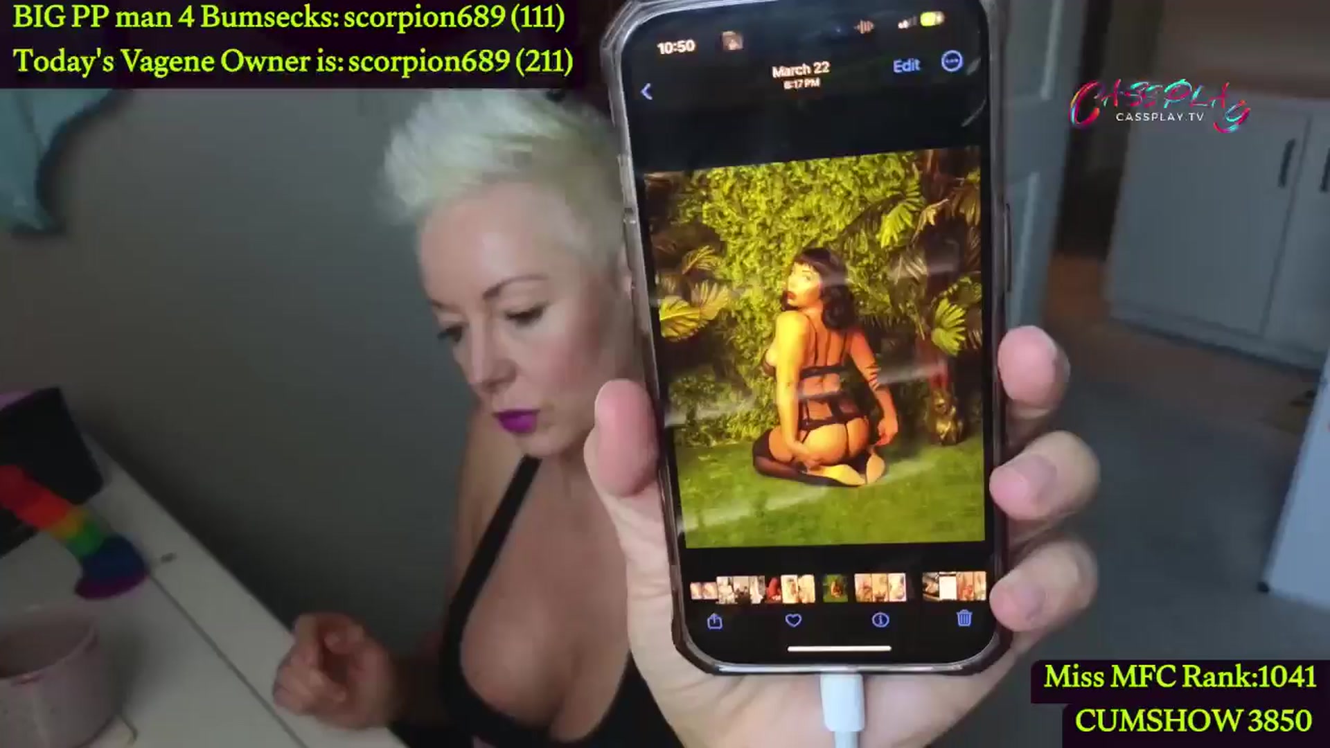 Gallery image thumbnail from Cassplay's myfreecams stream on, 06/12/2024, 18:27 image 12 of 20