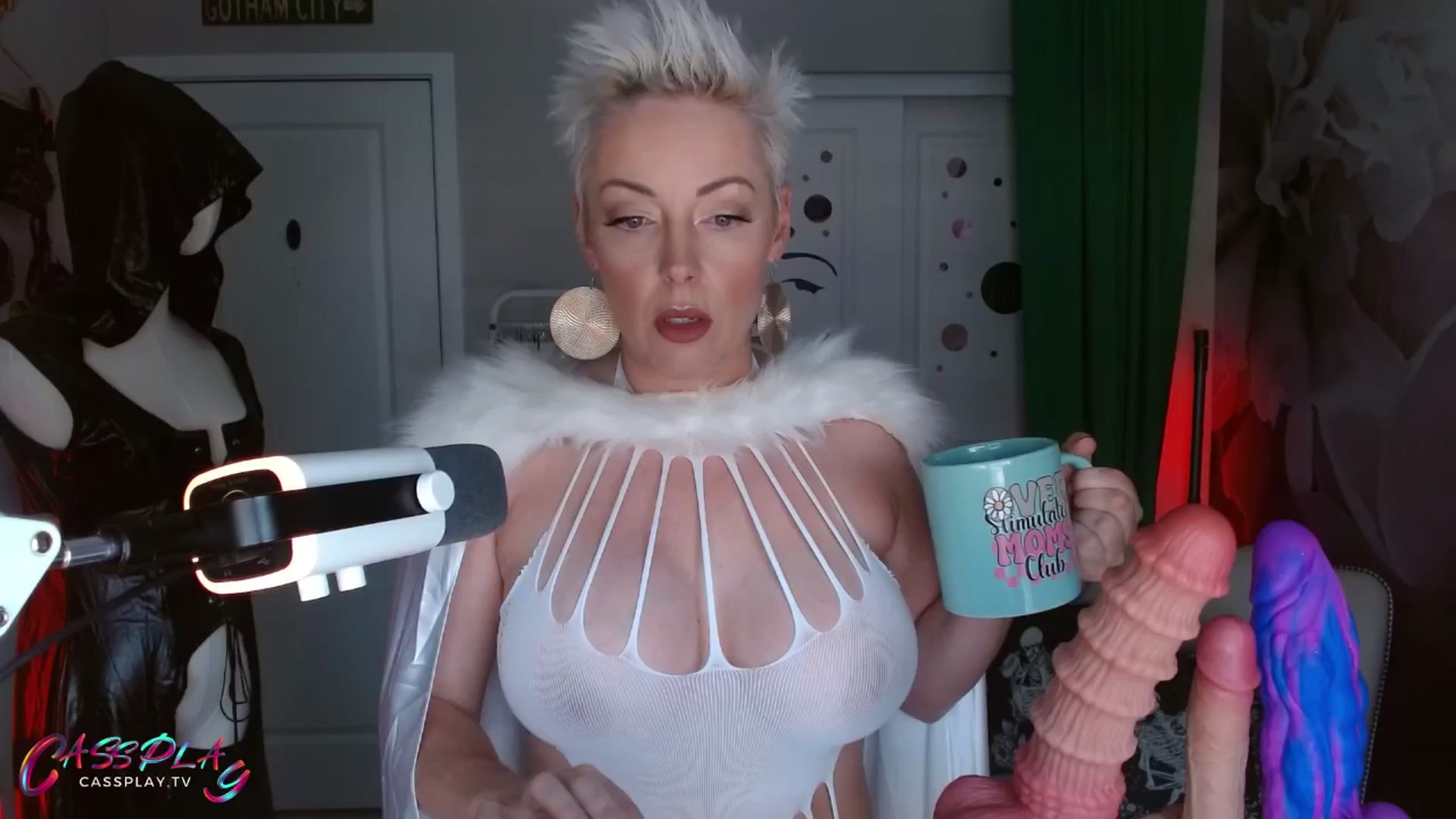 Gallery image thumbnail from Cassplay's myfreecams stream on, 05/18/2025, 18:01 image 14 of 20
