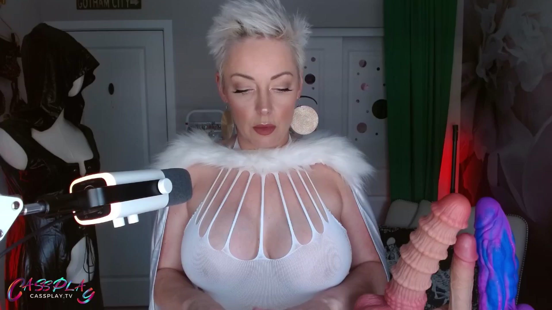 Gallery image thumbnail from Cassplay's myfreecams stream on, 05/18/2025, 18:01 image 18 of 20